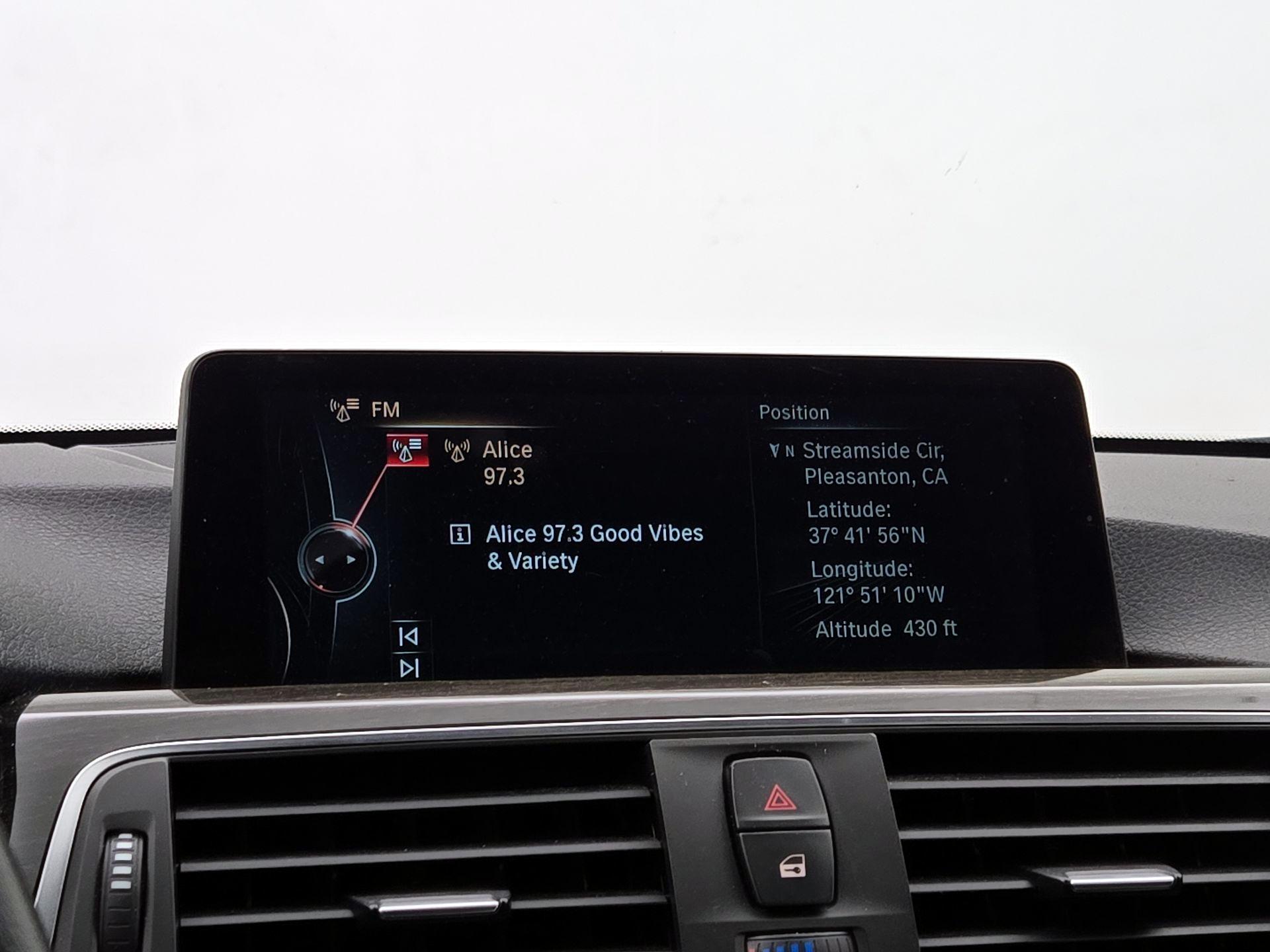 Thumbnail: 2016 BMW 3 Series - 14