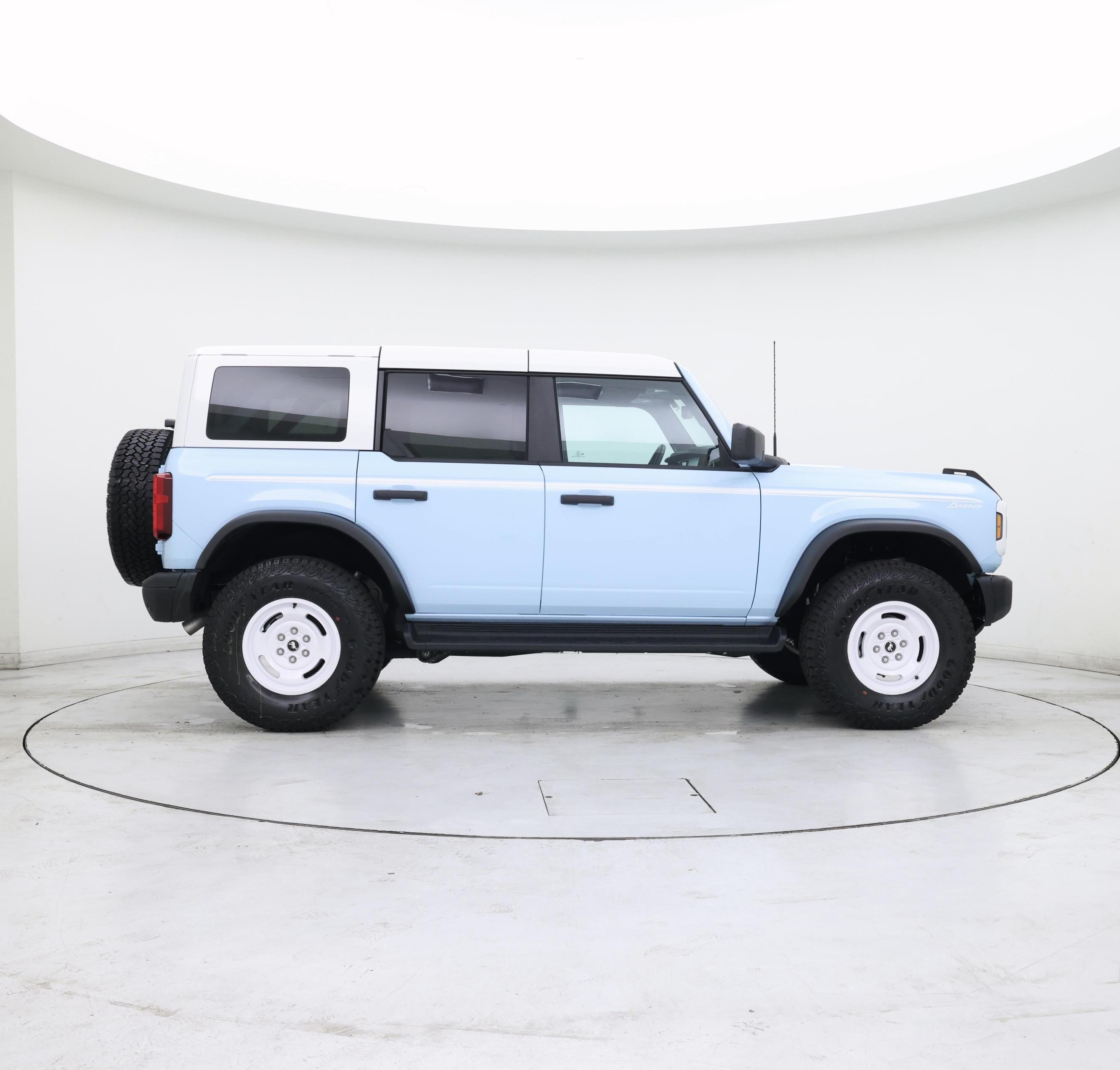 Thumbnail: 2025 Ford Bronco - 7