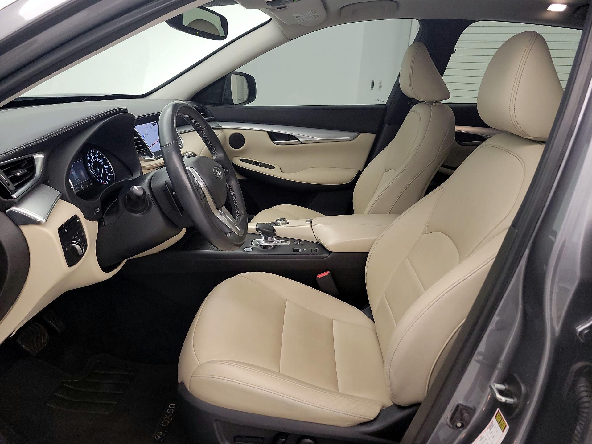 Thumbnail: 2020 INFINITI QX50 - 11