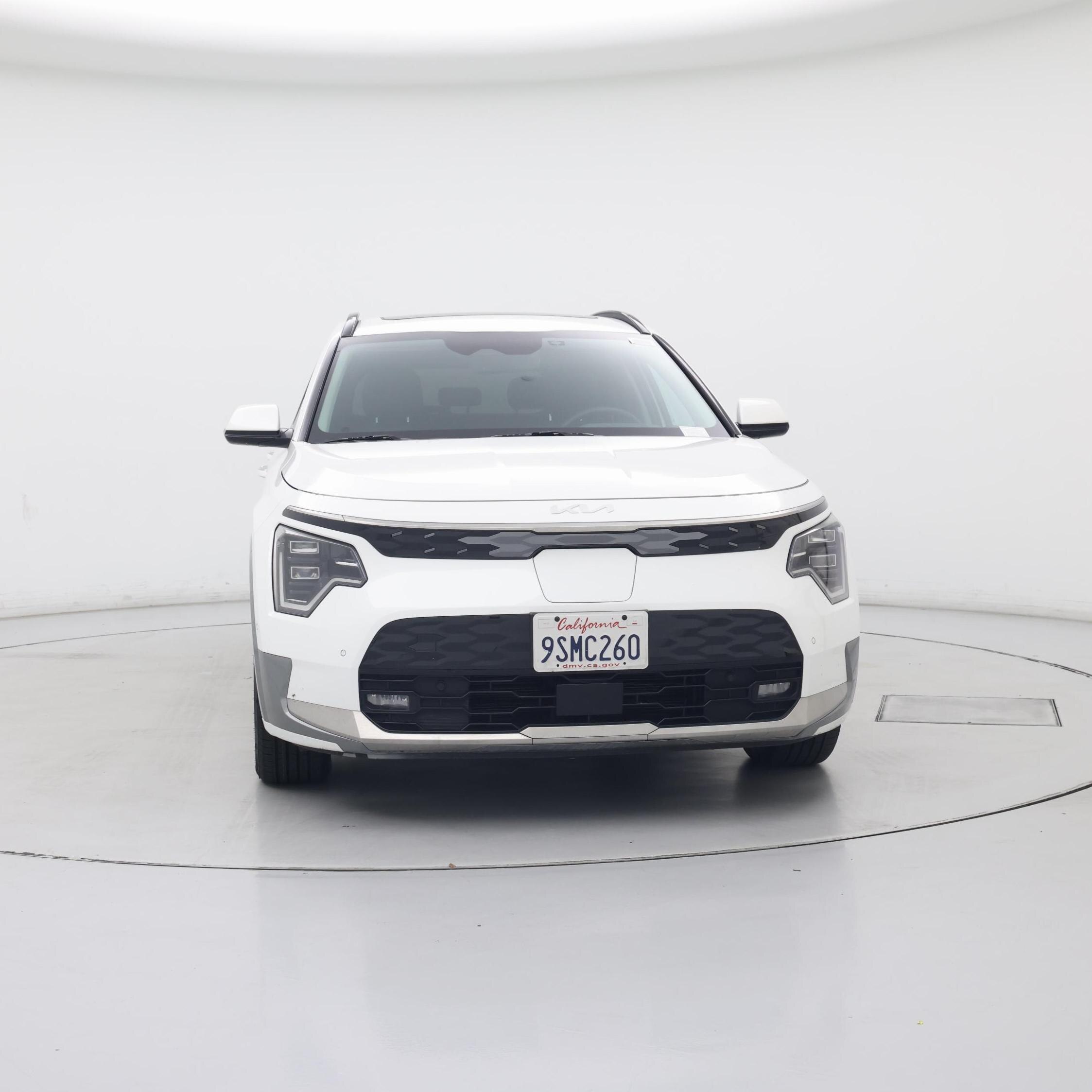Thumbnail: 2023 Kia Niro - 5