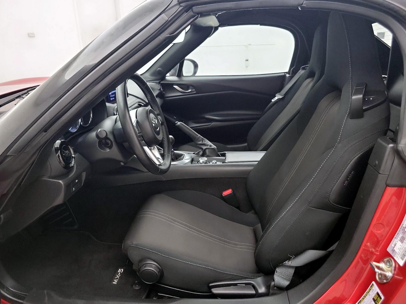 2024 Mazda MX-5 Miata Sport - Photo 12