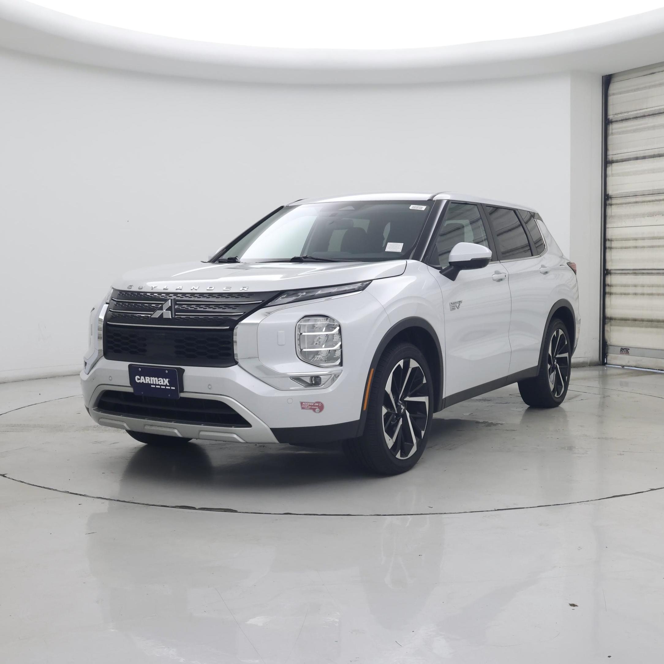 Thumbnail: 2024 Mitsubishi Outlander - 4