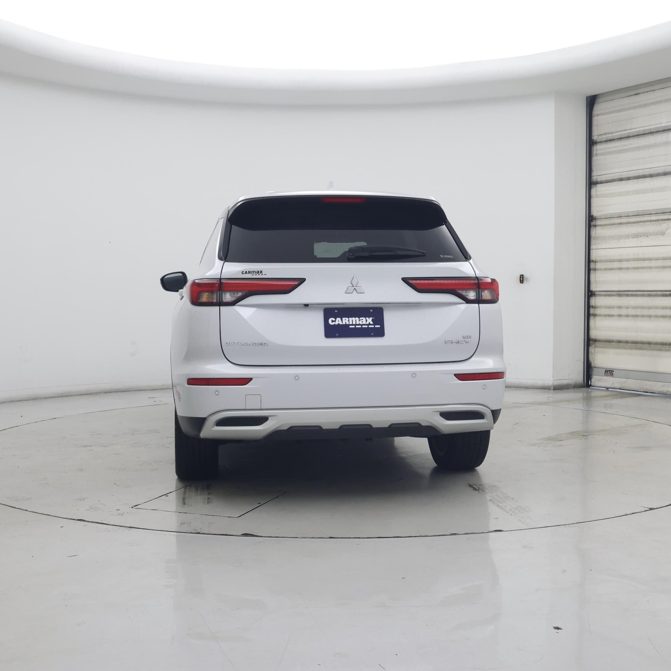 Thumbnail: 2024 Mitsubishi Outlander - 6