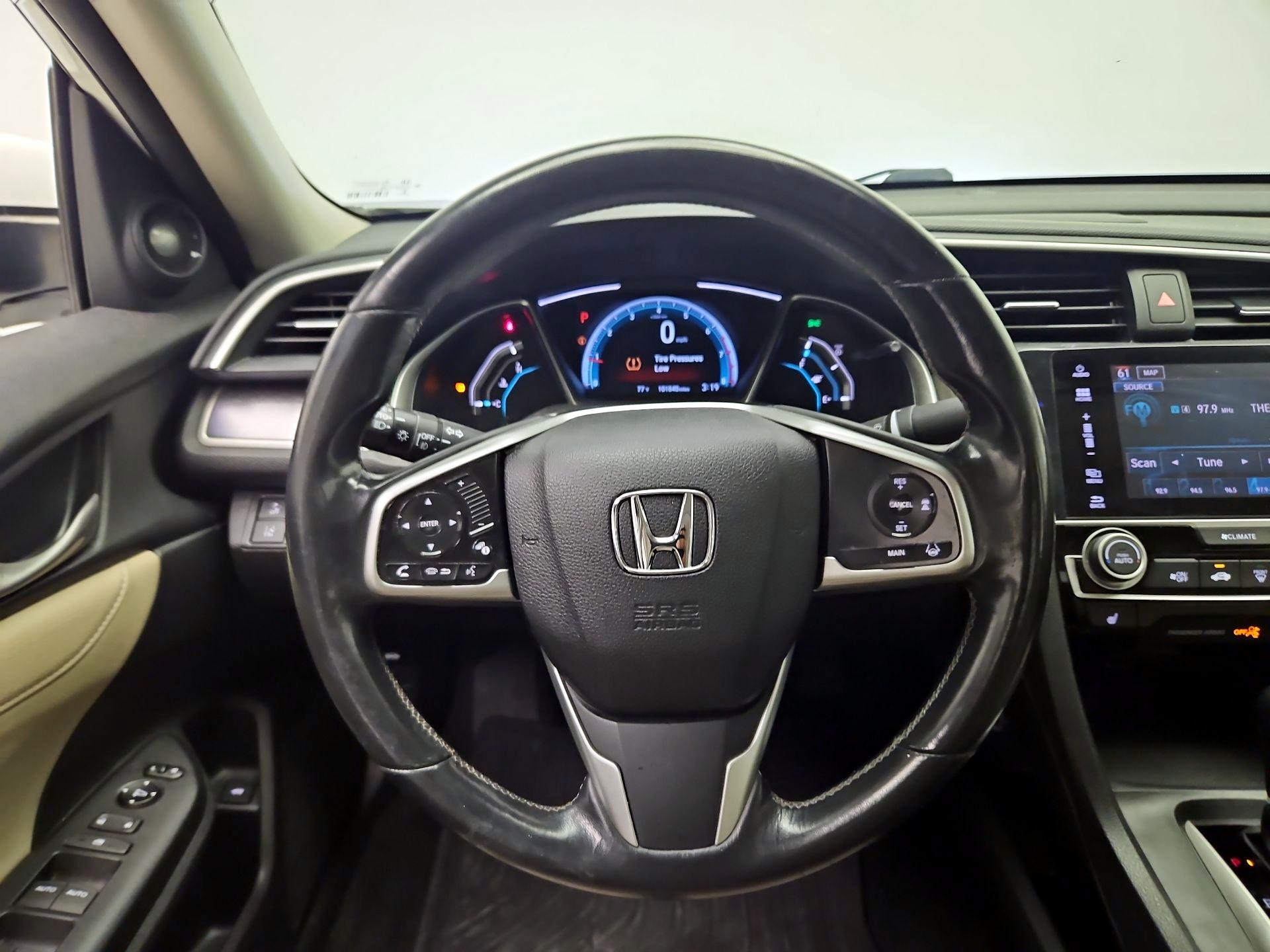 Thumbnail: 2017 Honda Civic - 10