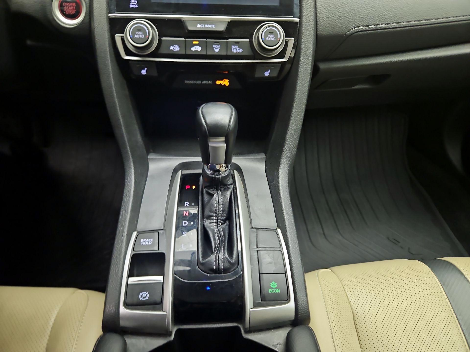 Thumbnail: 2017 Honda Civic - 16