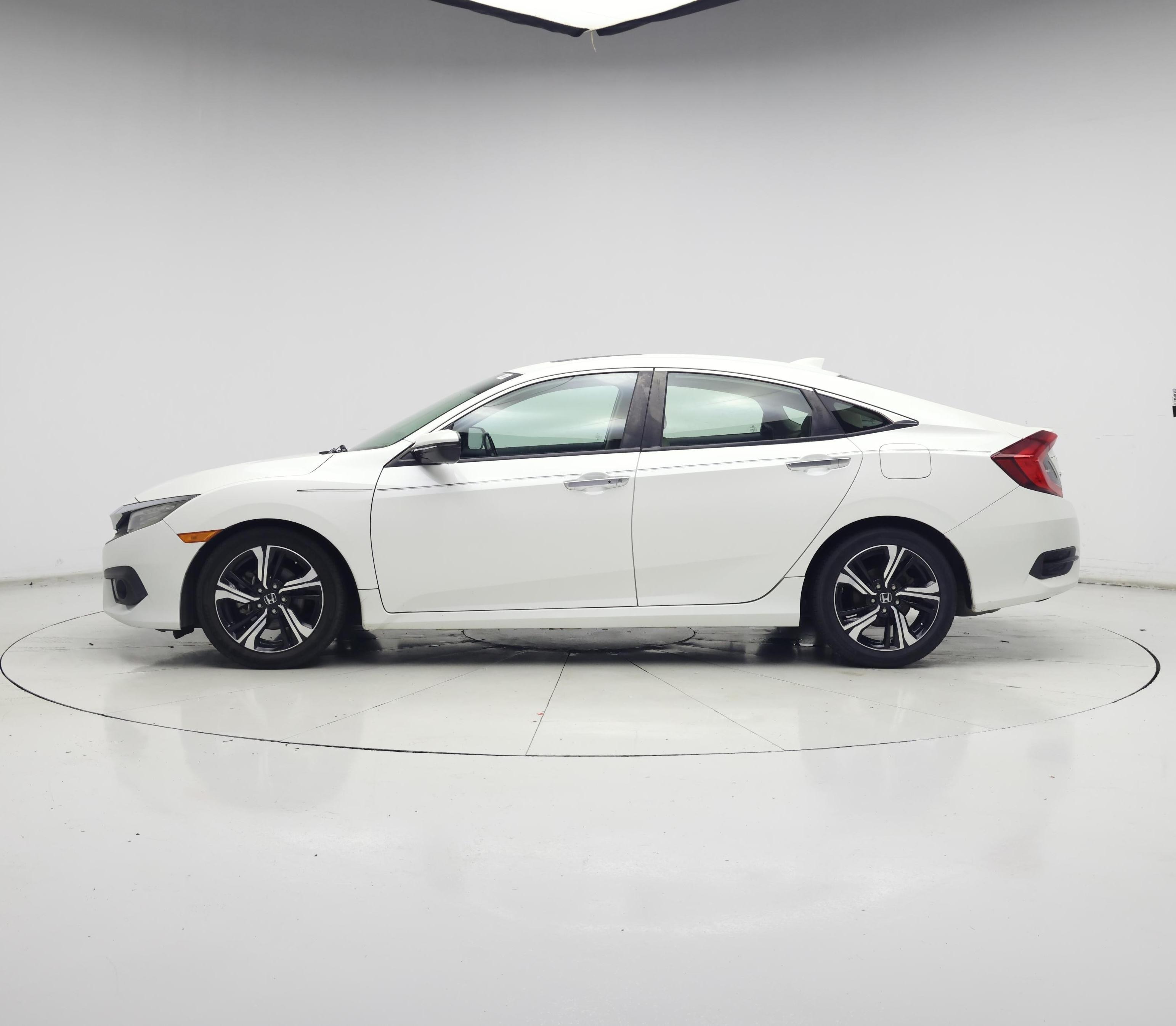 Thumbnail: 2017 Honda Civic - 3