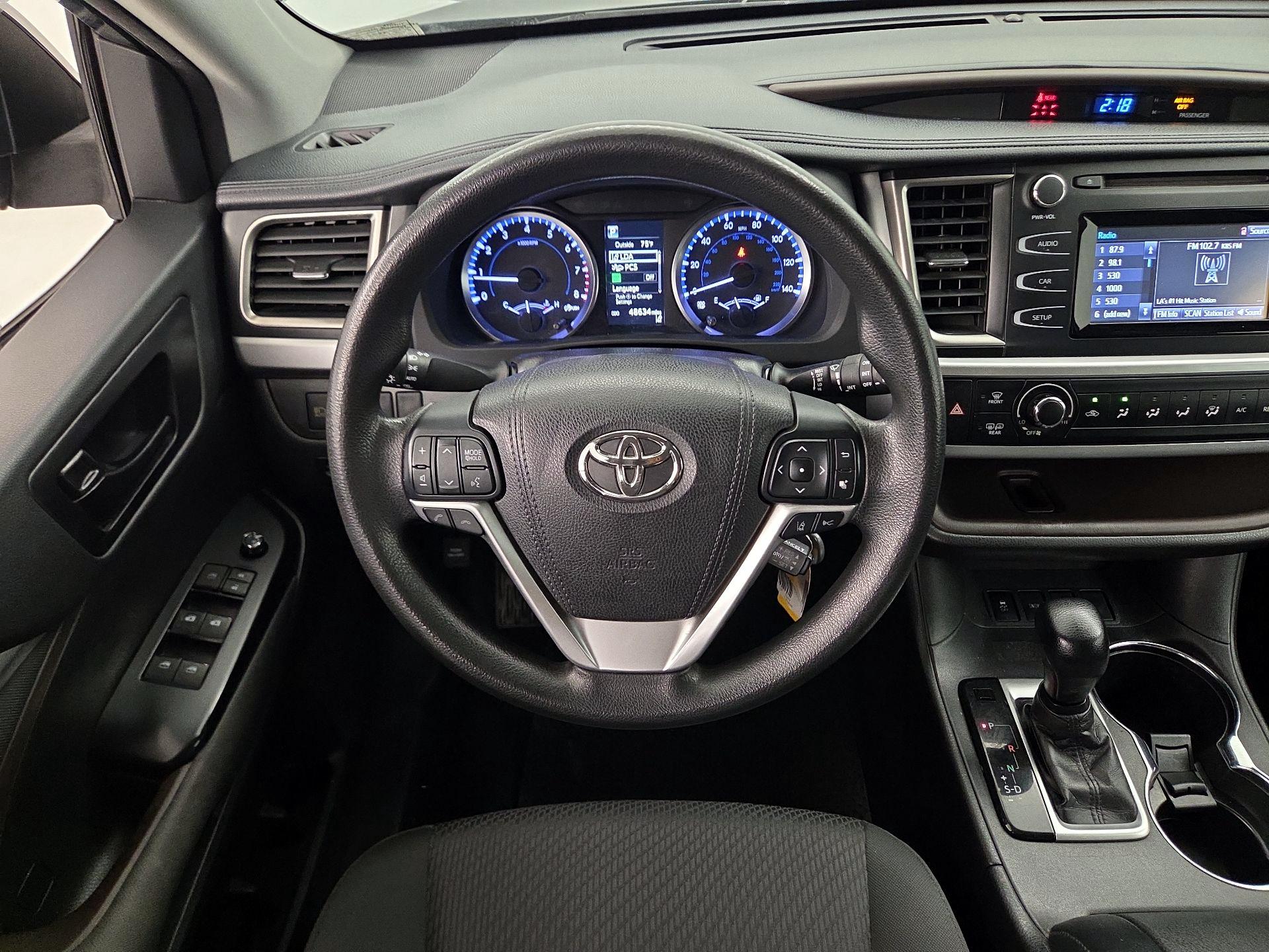 Thumbnail: 2018 Toyota Highlander - 10