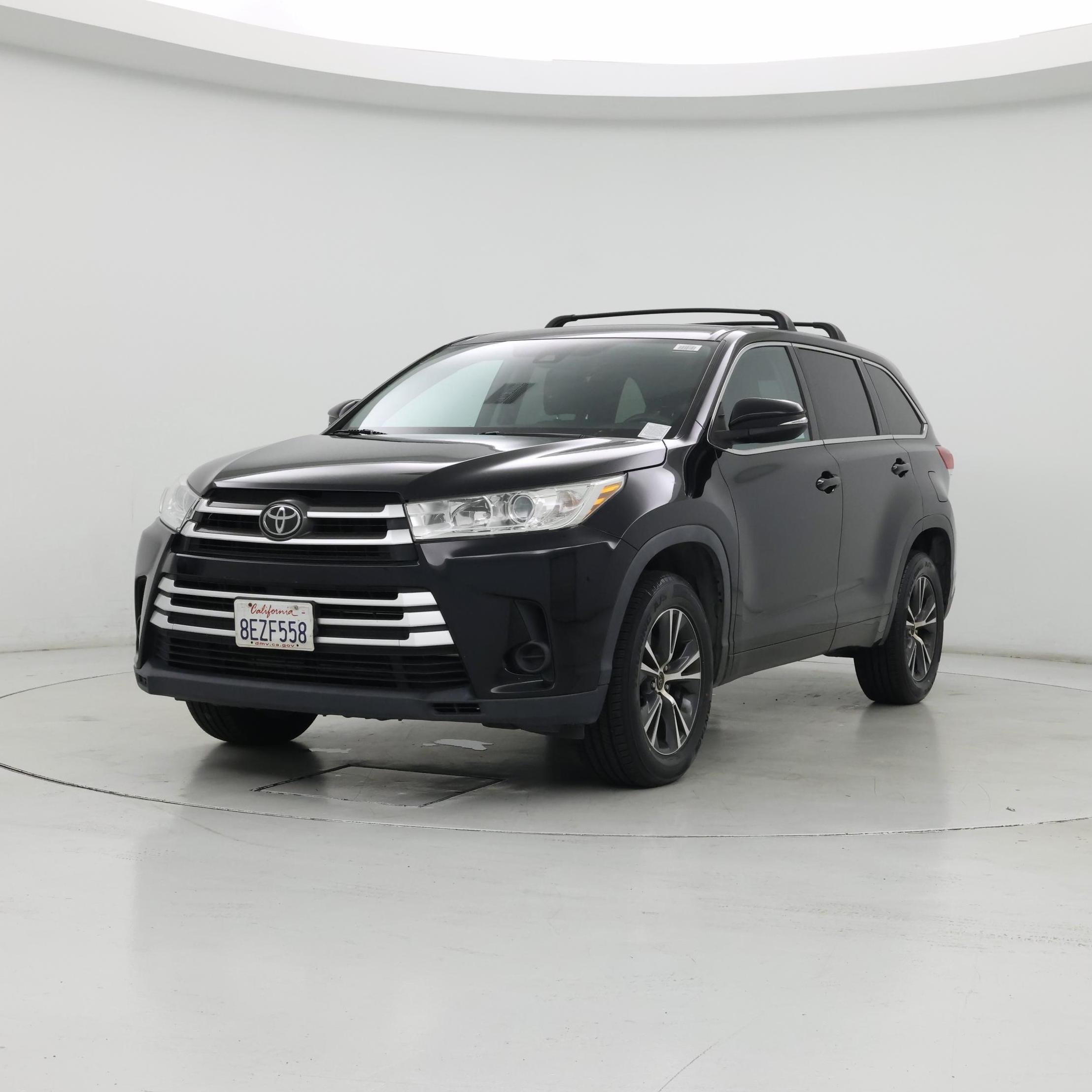 Thumbnail: 2018 Toyota Highlander - 4