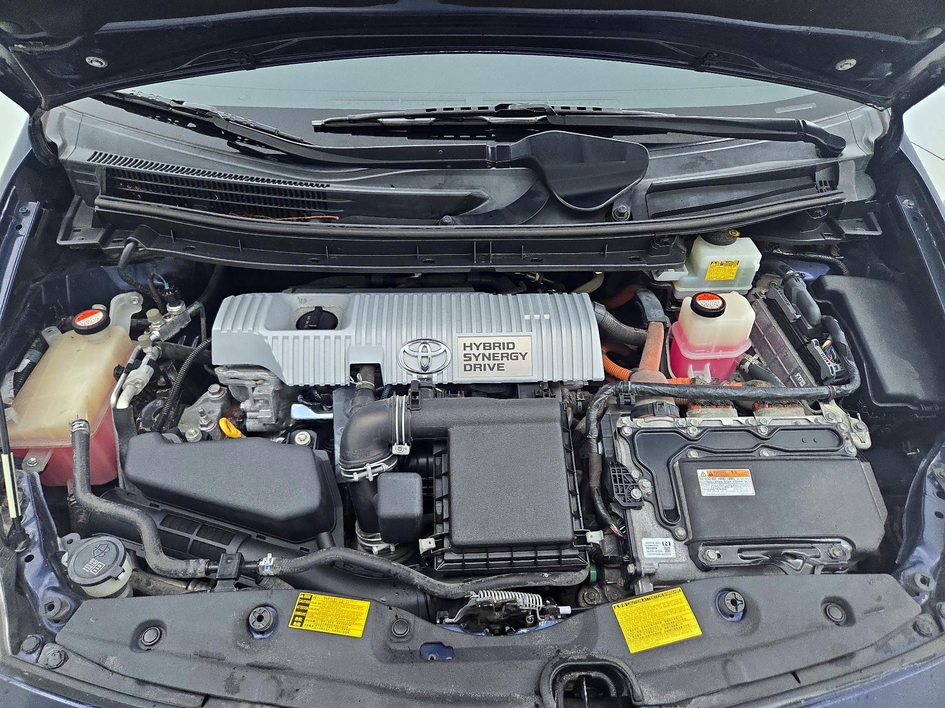 Thumbnail: 2014 Toyota Prius - 20