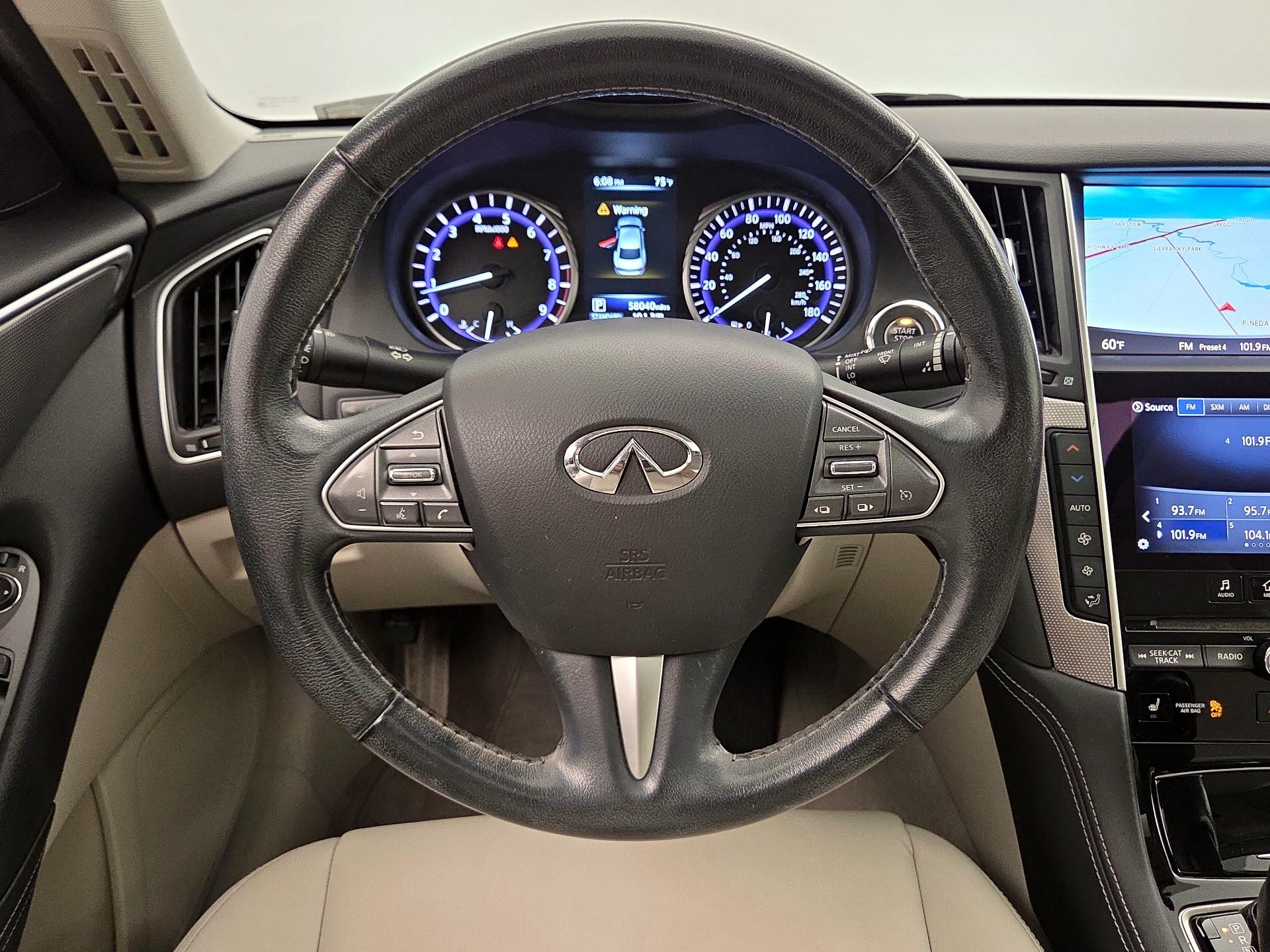 Thumbnail: 2015 INFINITI Q50 - 10