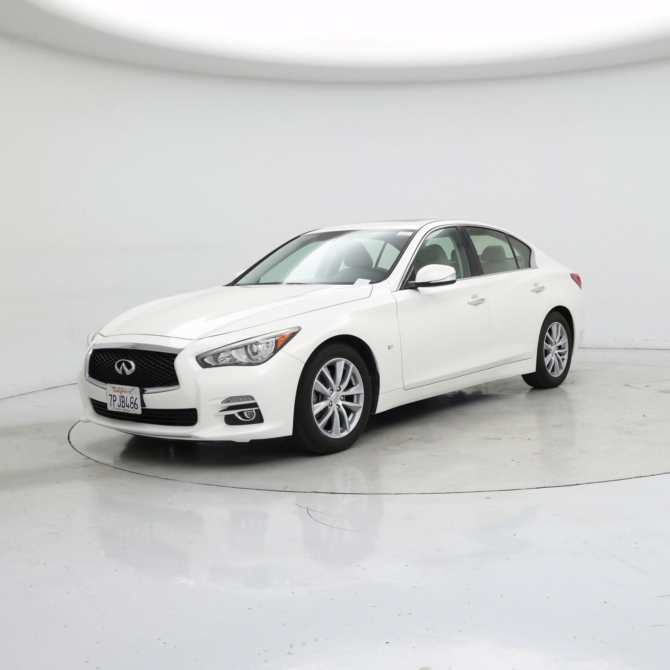 Thumbnail: 2015 INFINITI Q50 - 4