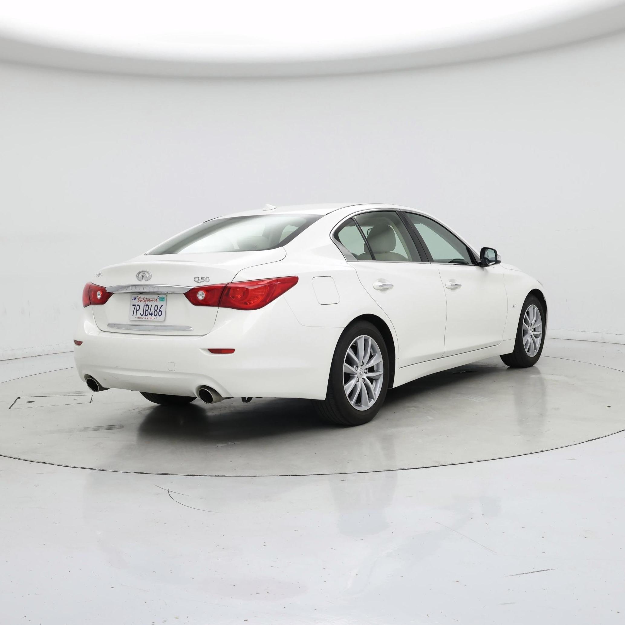 Thumbnail: 2015 INFINITI Q50 - 8