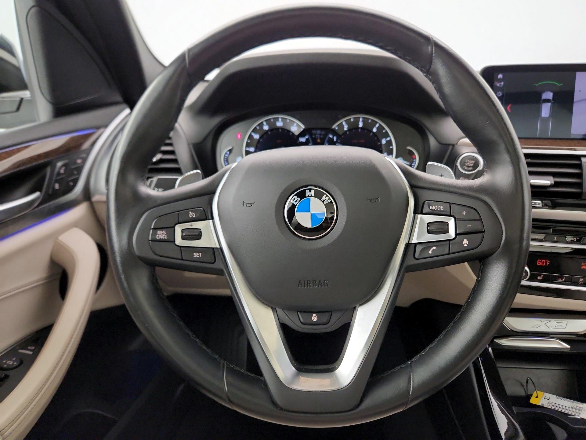 Thumbnail: 2019 BMW X3 - 10