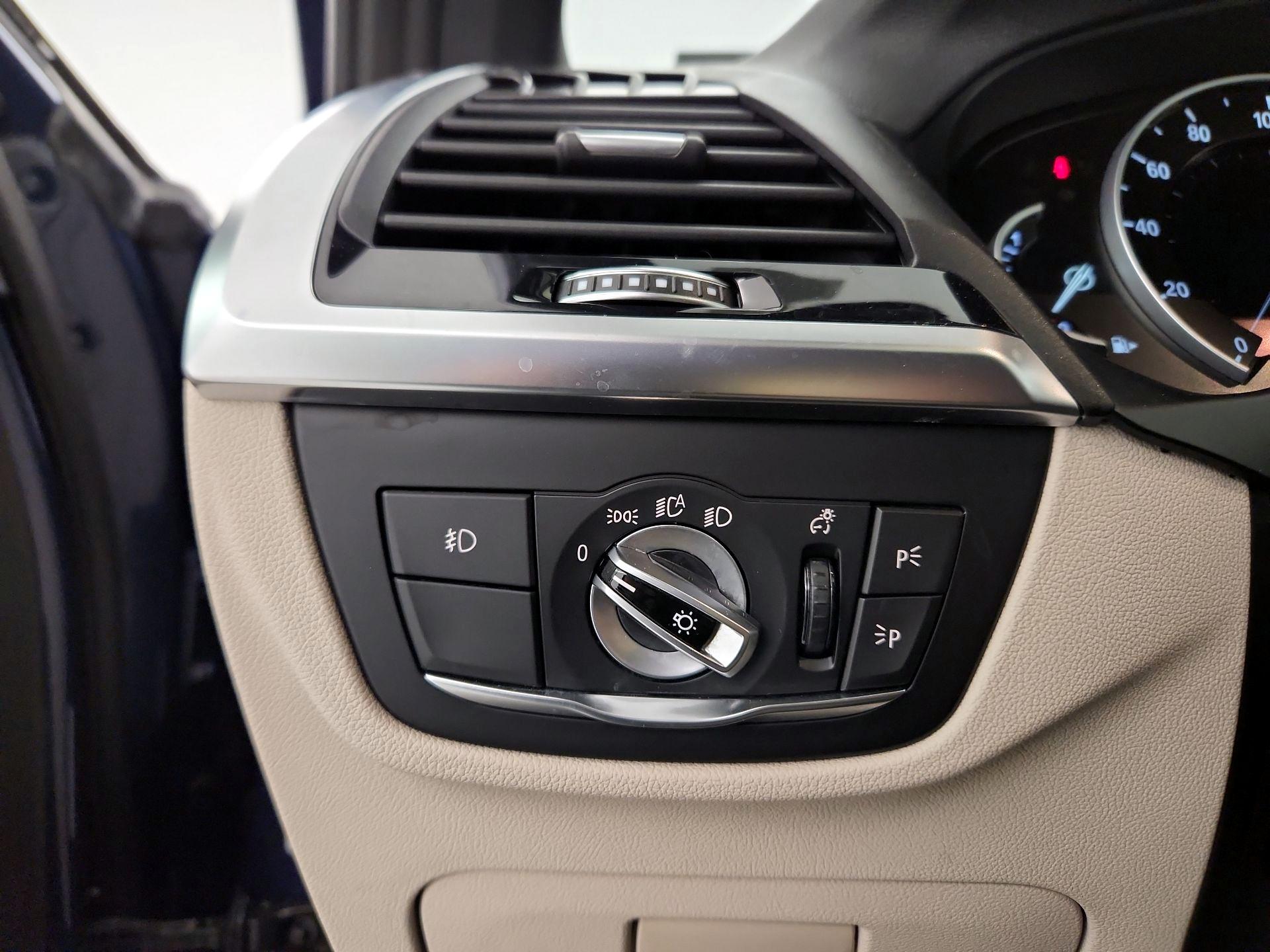 Thumbnail: 2019 BMW X3 - 13