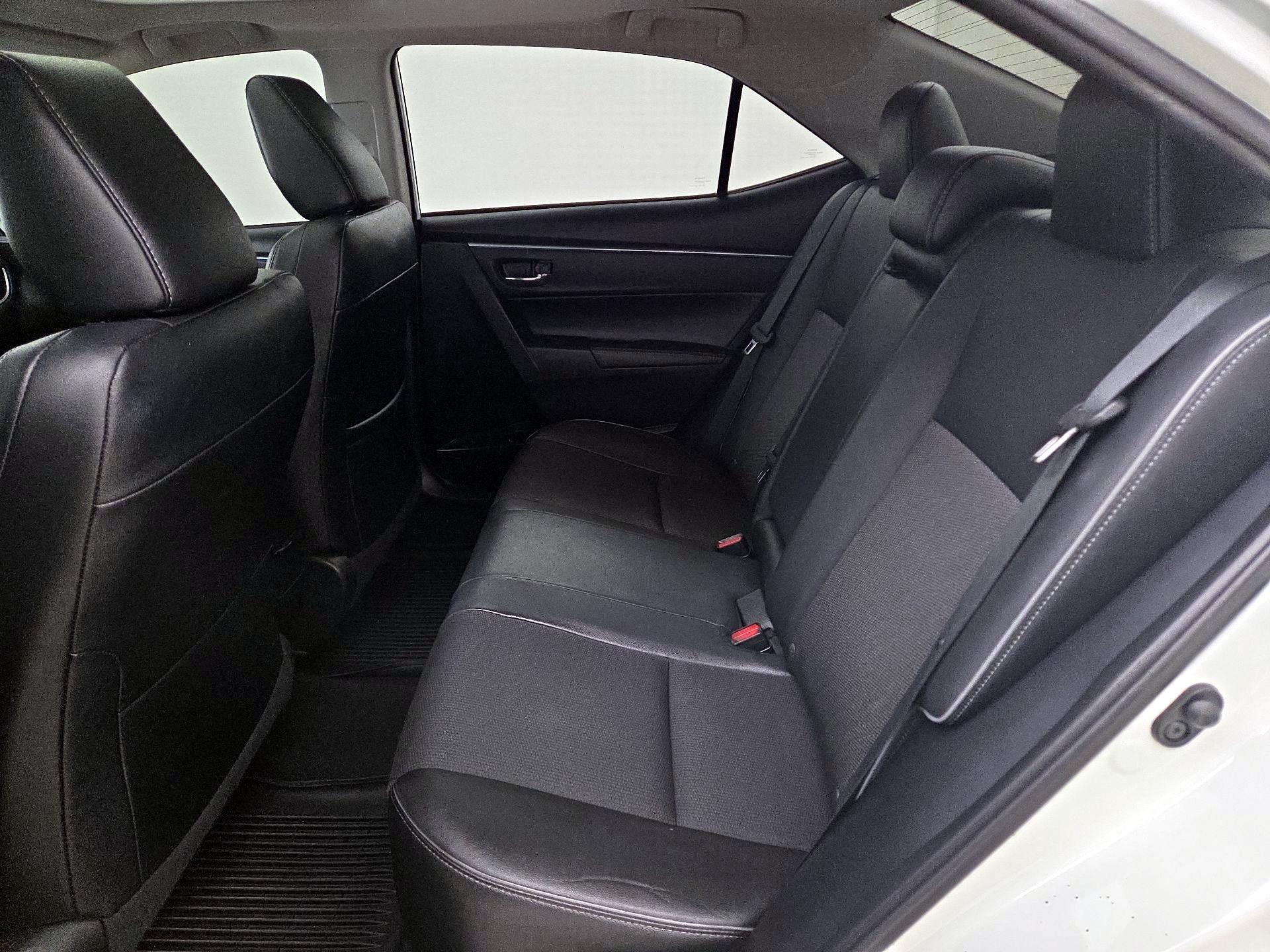 Thumbnail: 2015 Toyota Corolla - 20