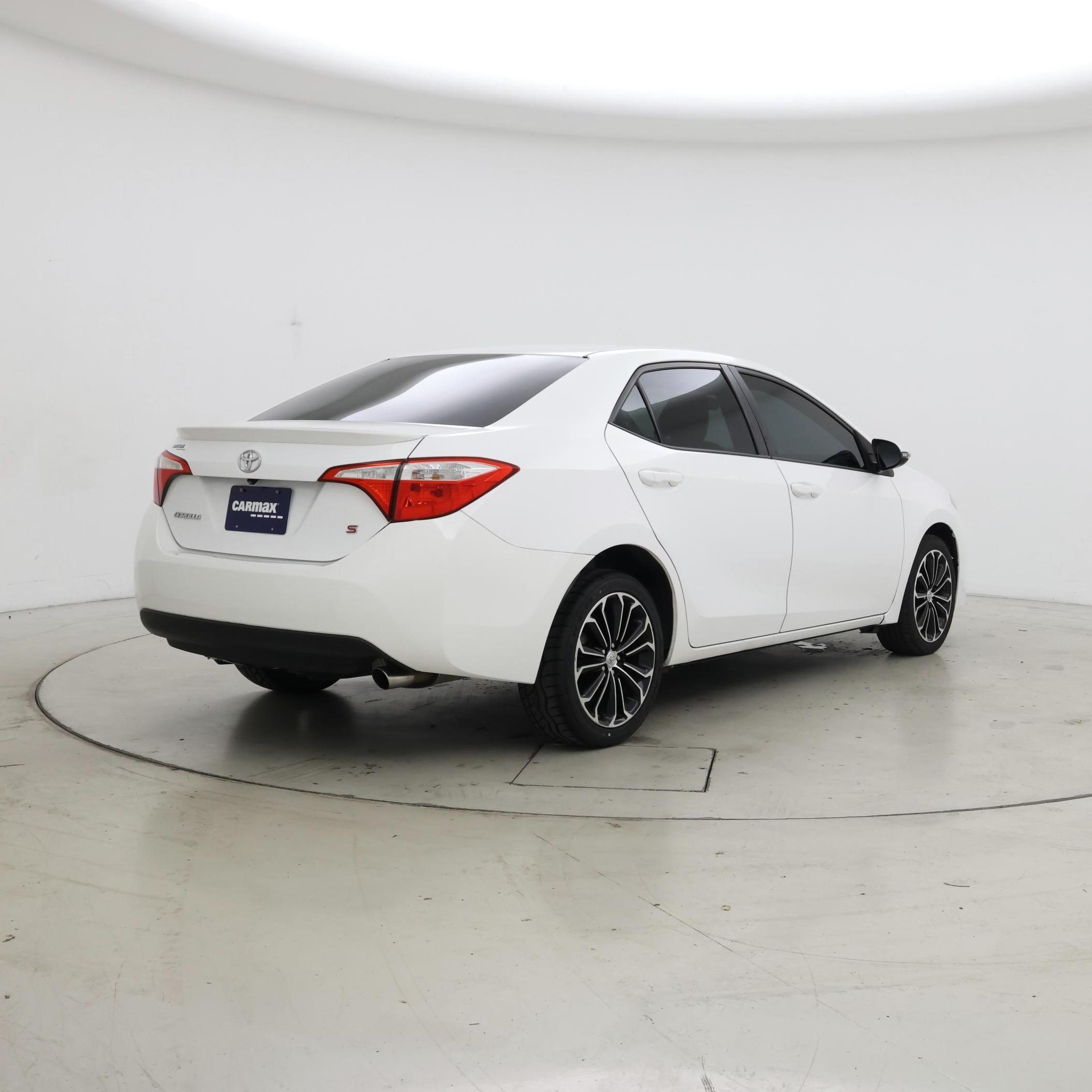 Thumbnail: 2015 Toyota Corolla - 8