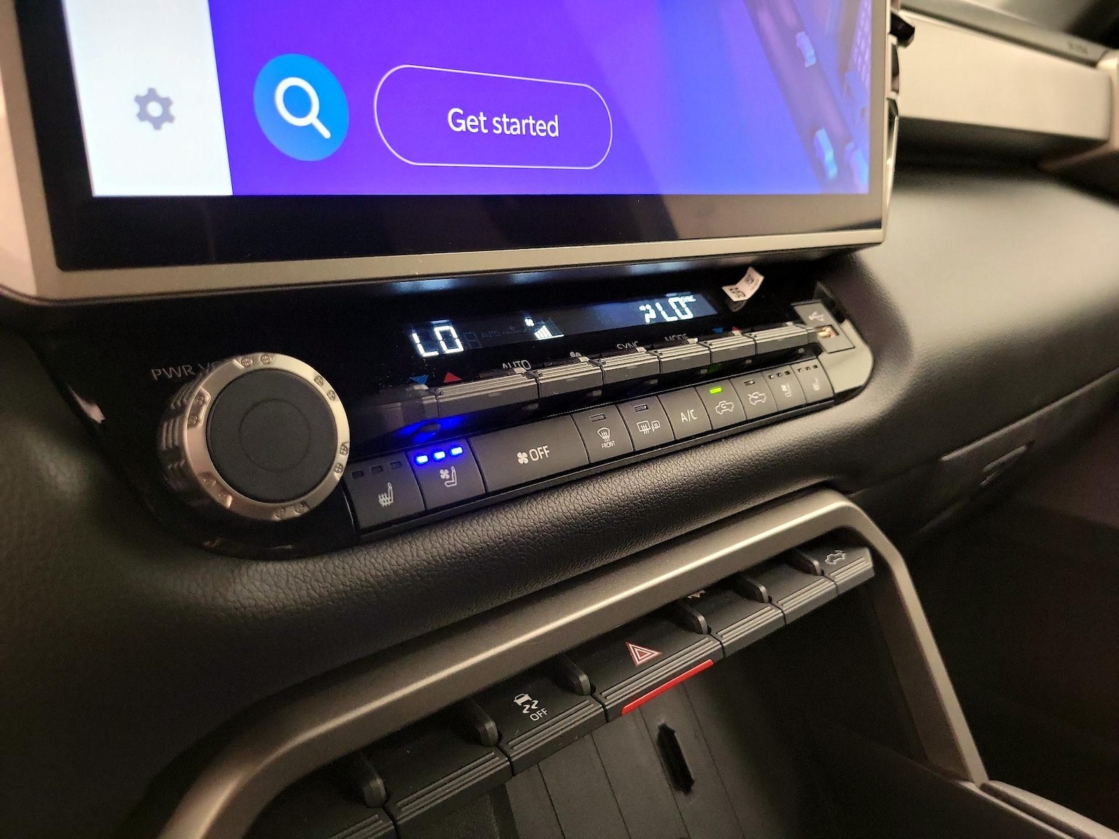 2025 Toyota Tundra Limited - Photo 17