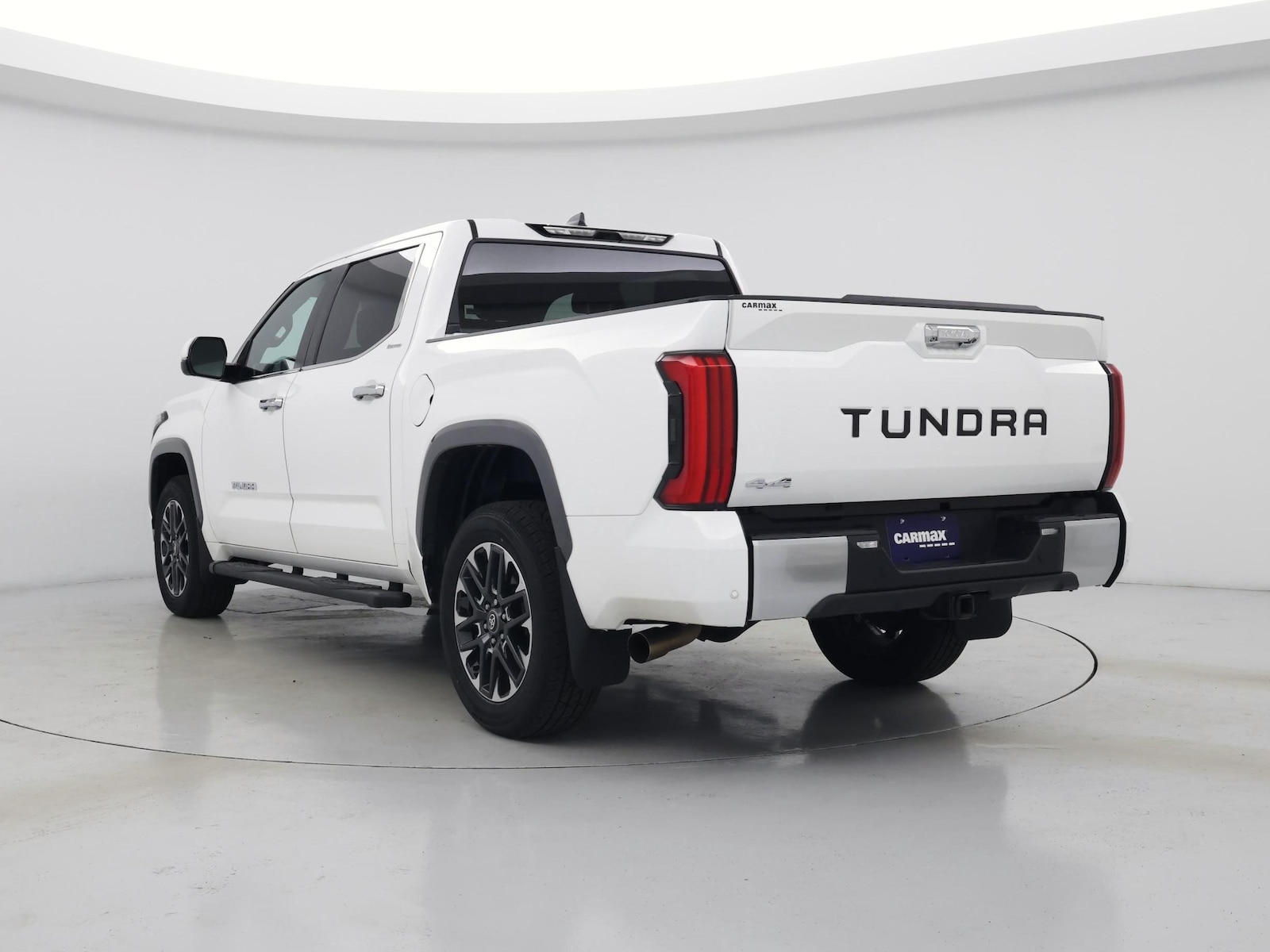 2025 Toyota Tundra Limited - Photo 3