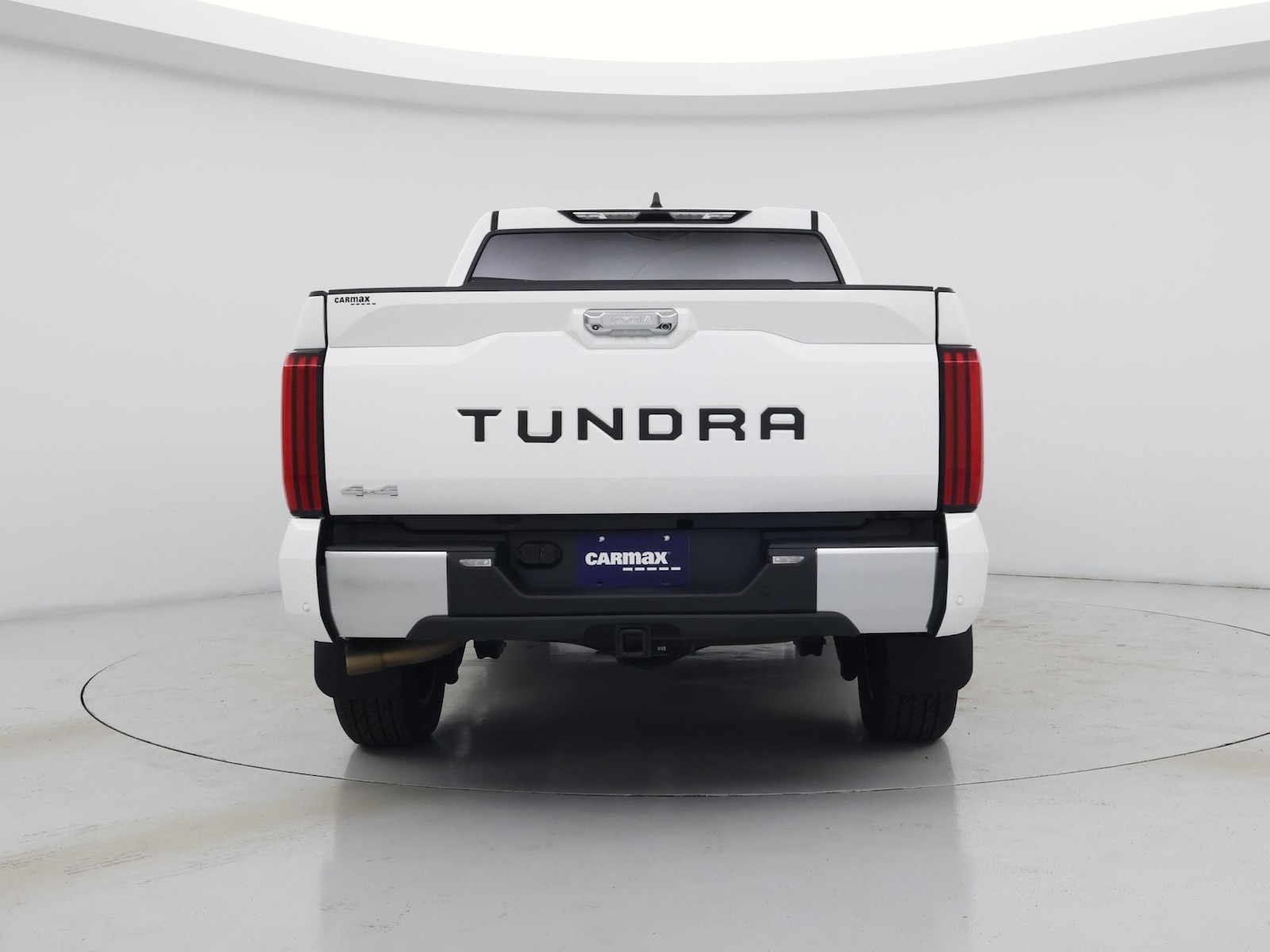 2025 Toyota Tundra Limited - Photo 7