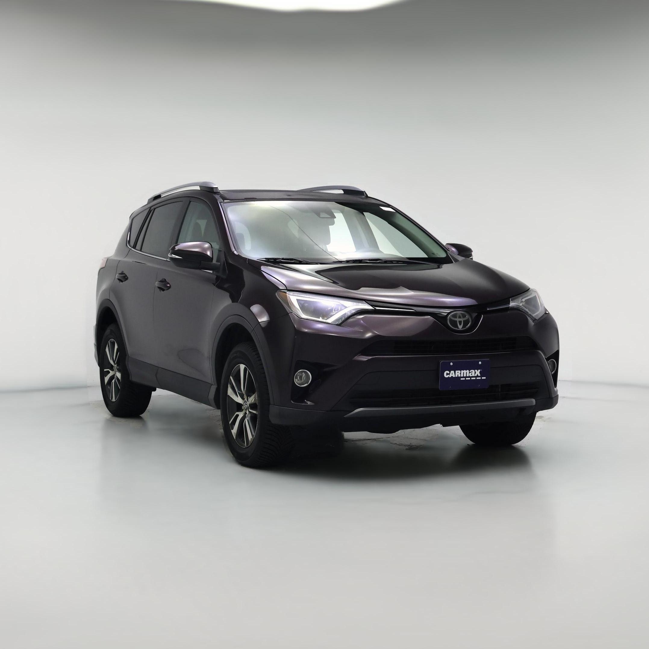 Thumbnail: 2017 Toyota RAV4 - 1