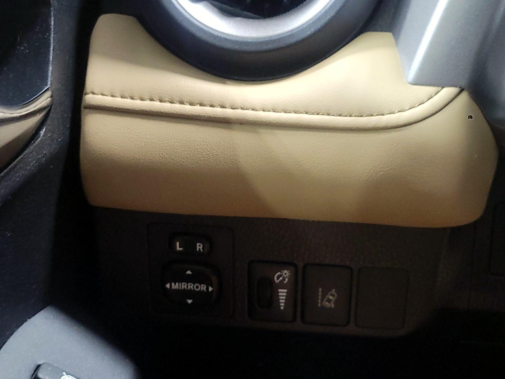Thumbnail: 2017 Toyota RAV4 - 13