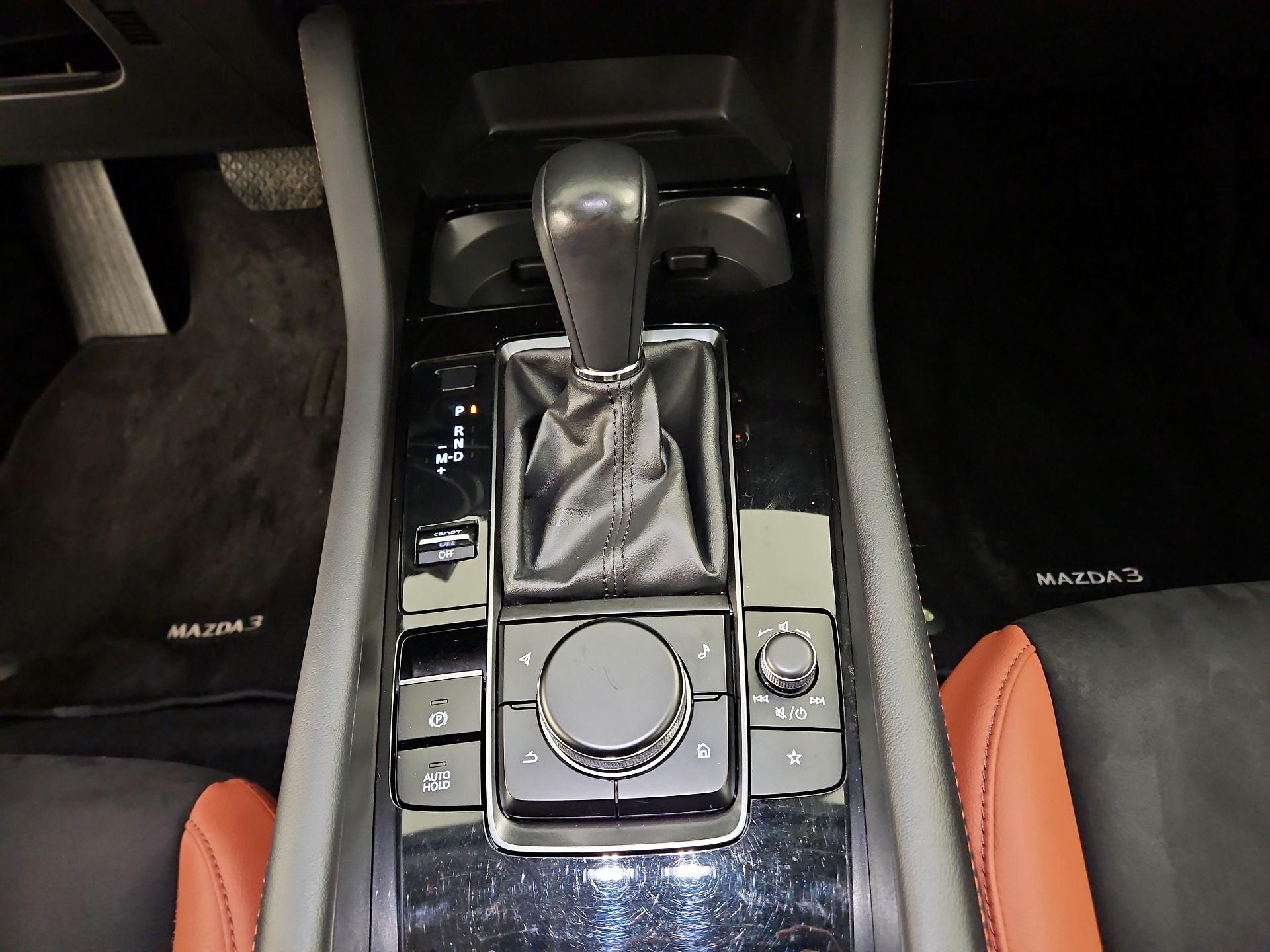 Thumbnail: 2024 Mazda Mazda3 - 15
