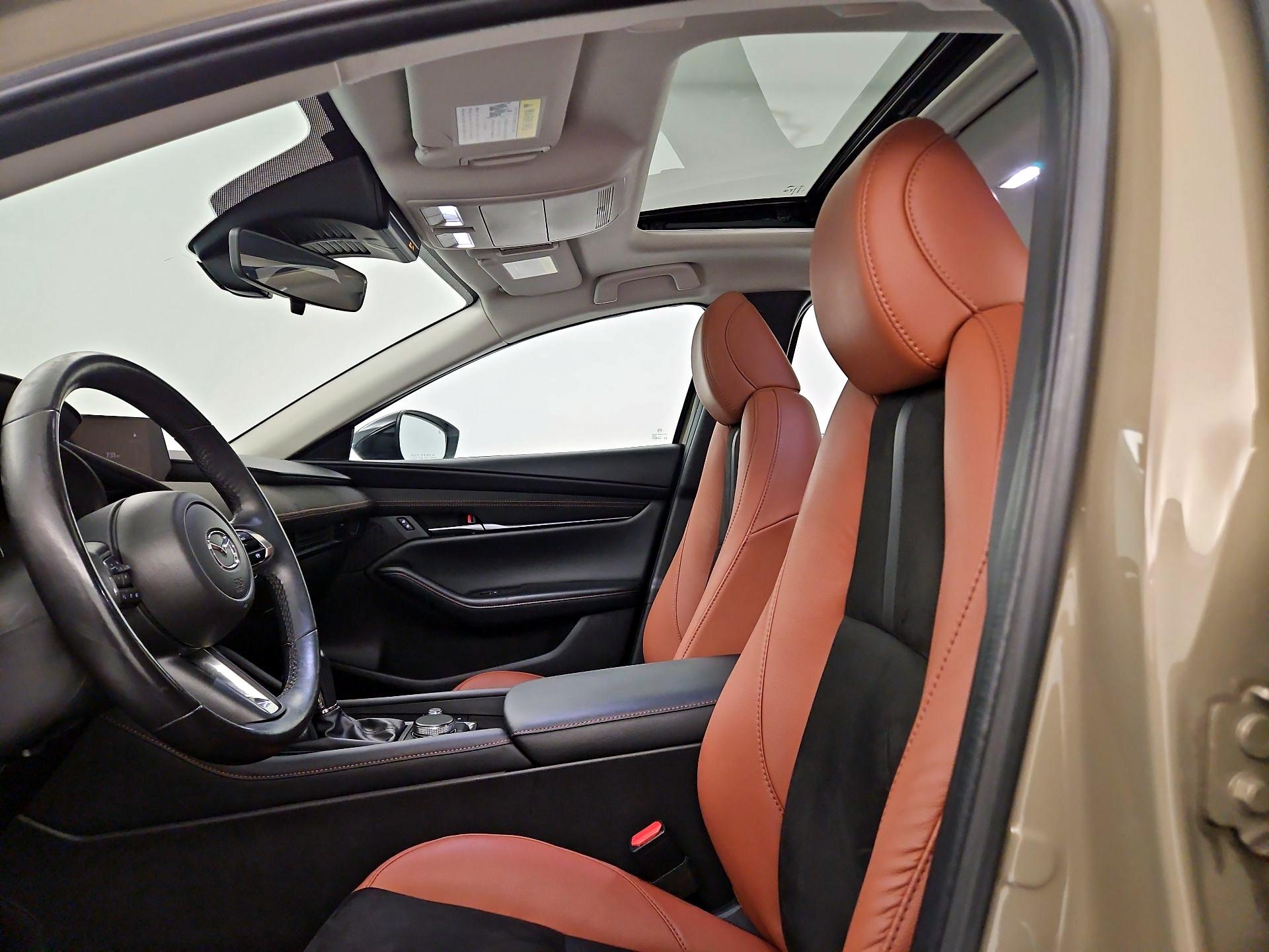 Thumbnail: 2024 Mazda Mazda3 - 17