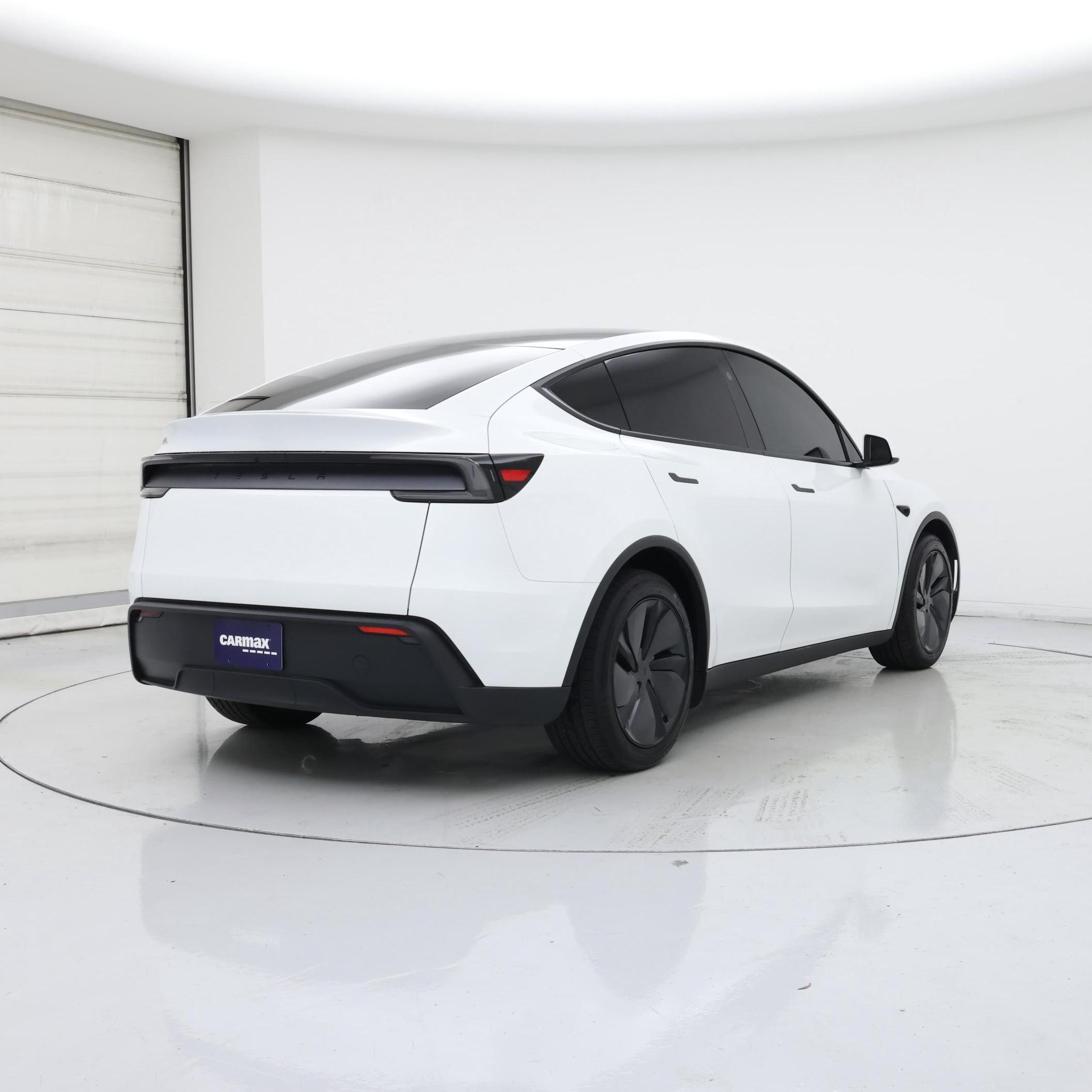 Thumbnail: 2026 Tesla Model Y - 8
