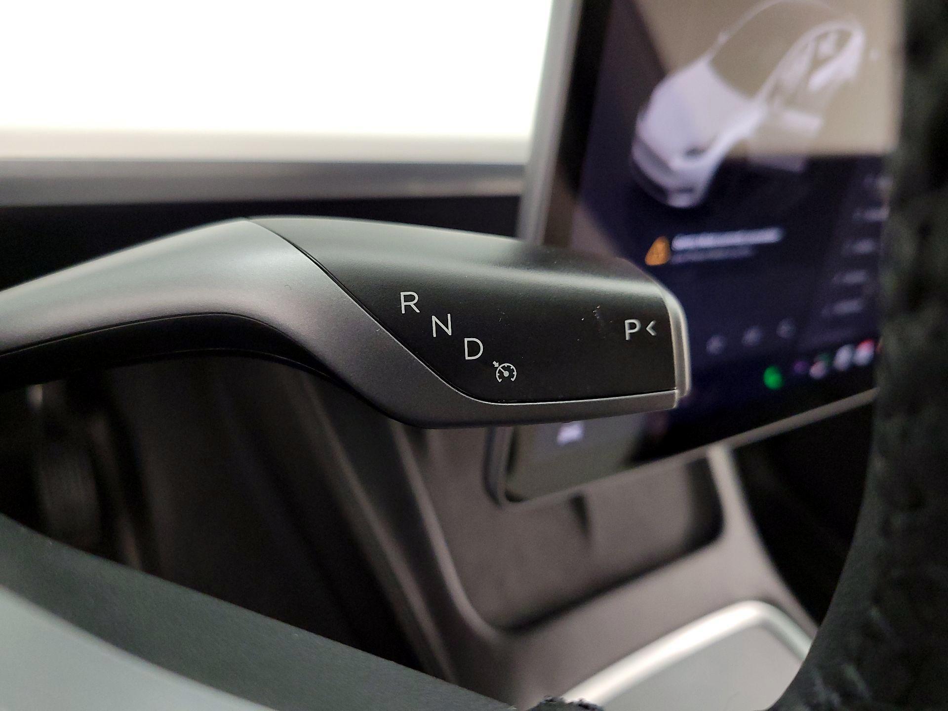 Thumbnail: 2023 Tesla Model Y - 17