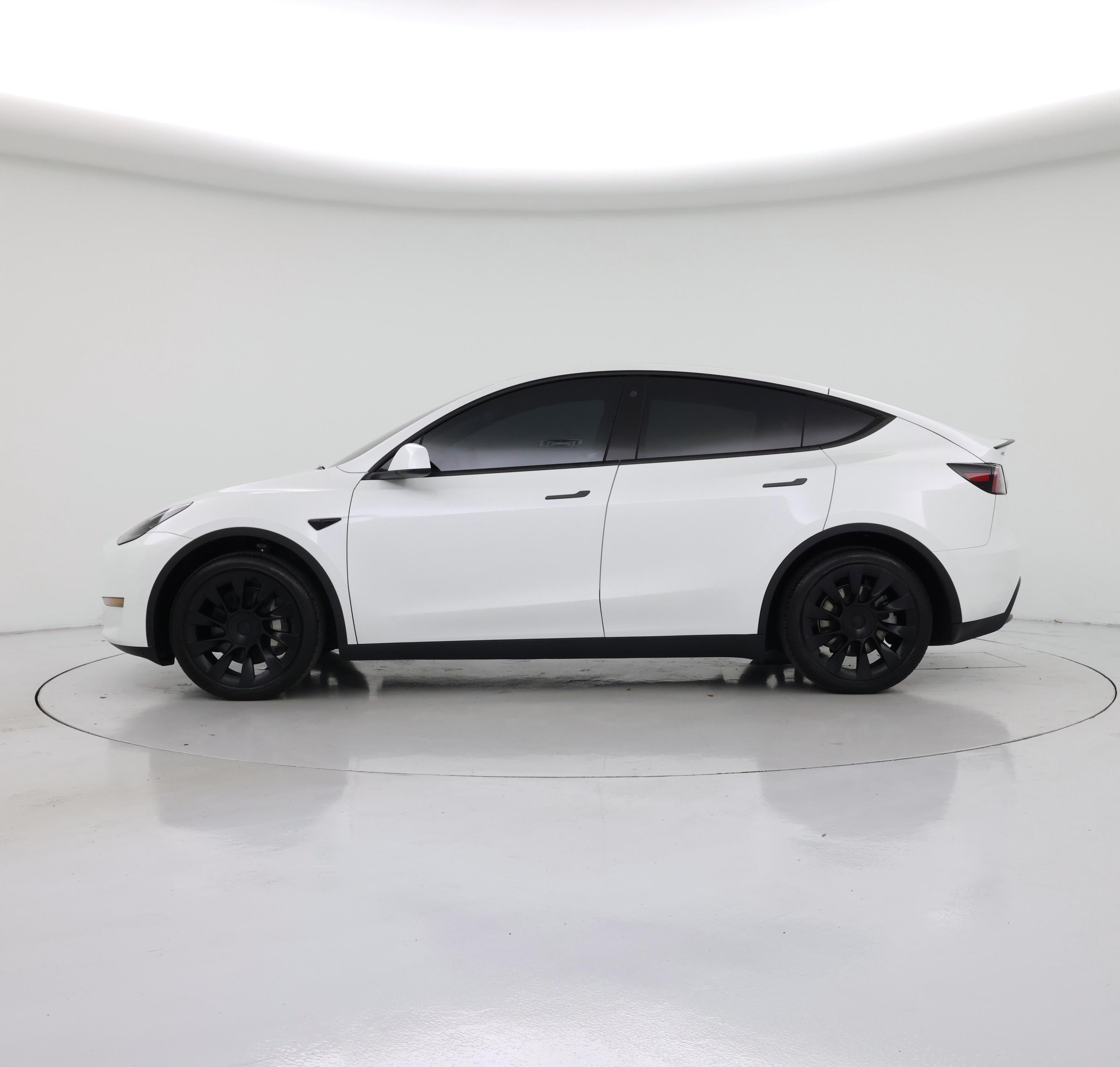 Thumbnail: 2023 Tesla Model Y - 3