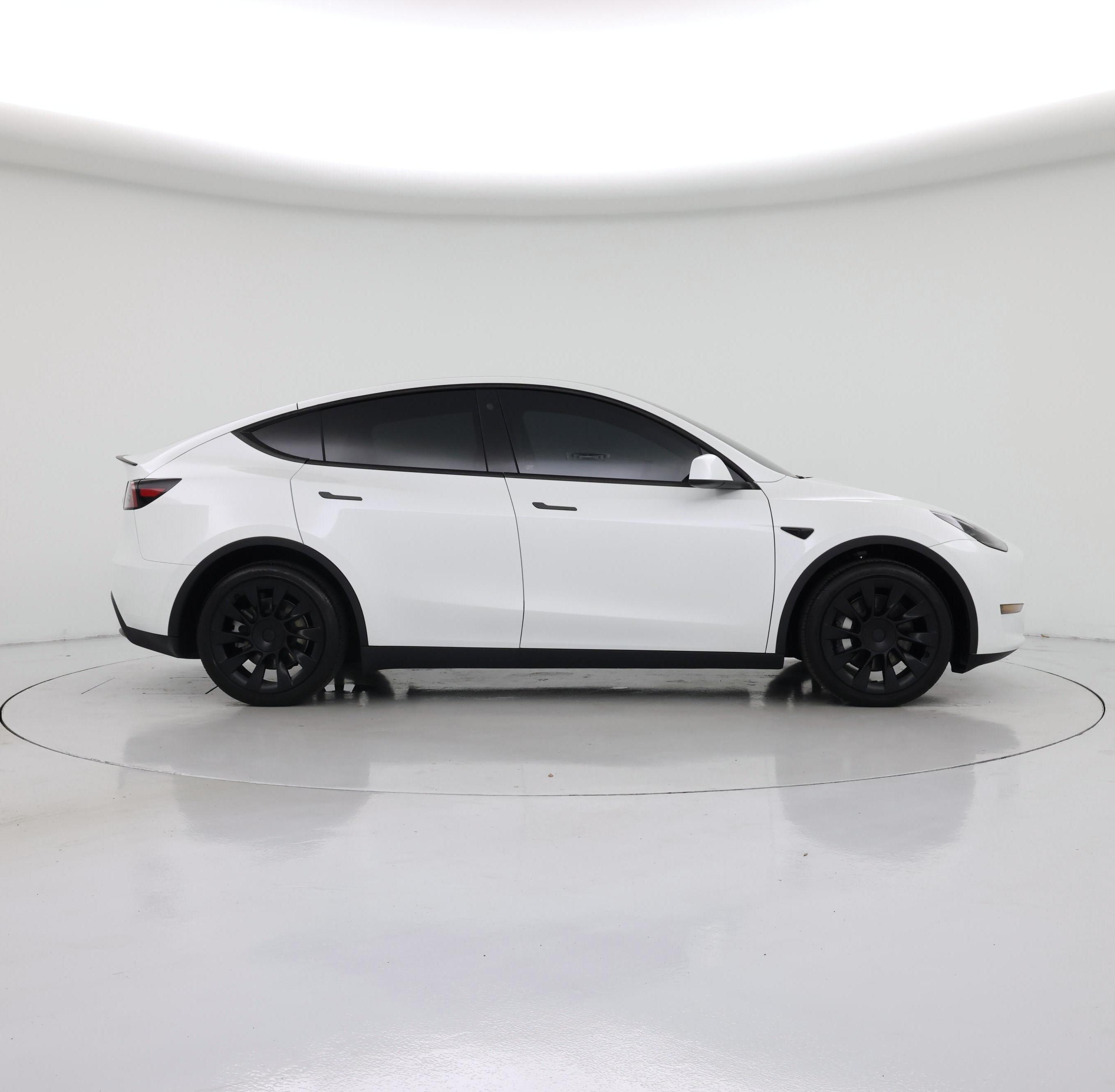 Thumbnail: 2023 Tesla Model Y - 7