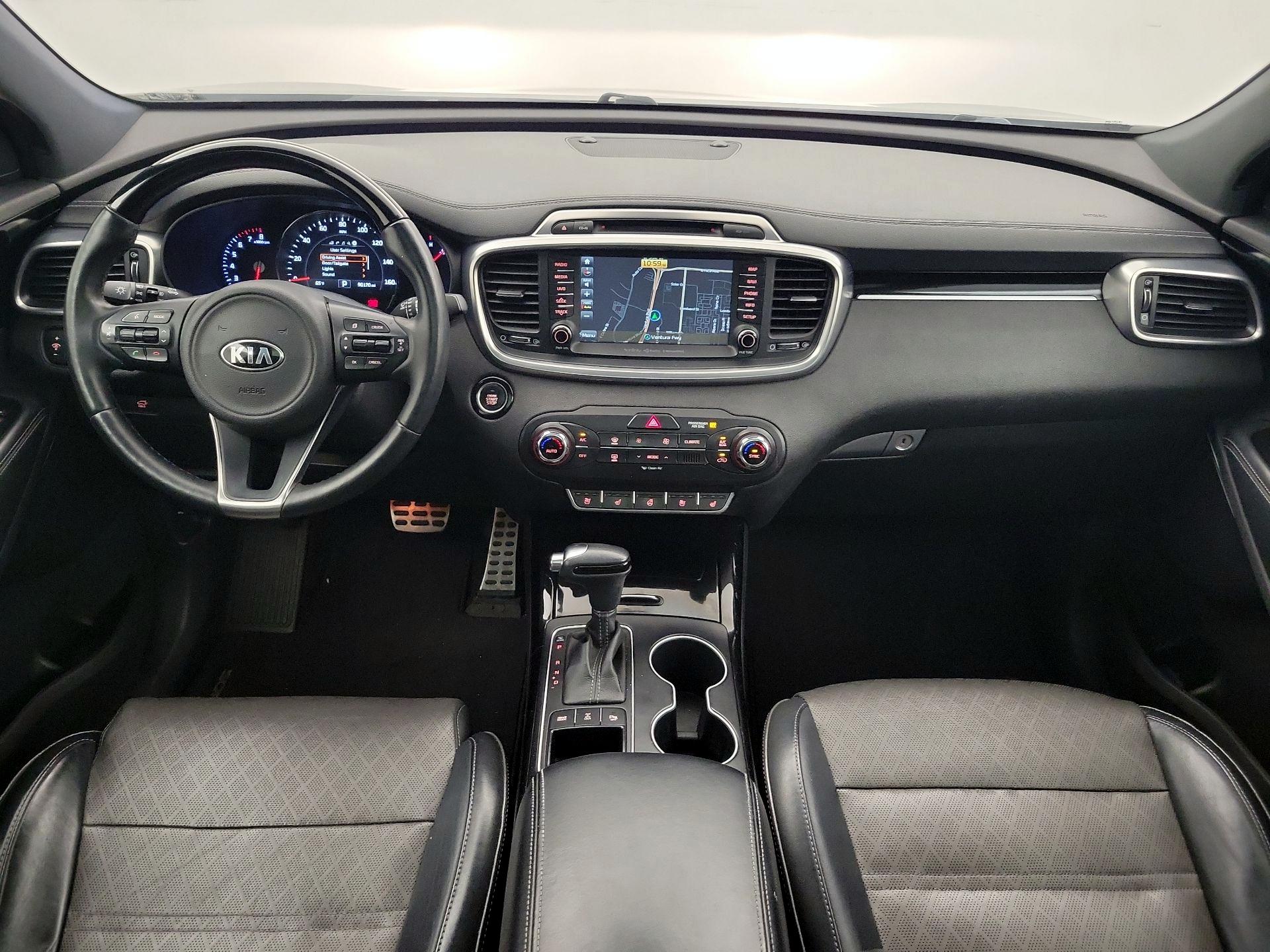Thumbnail: 2016 Kia Sorento - 9