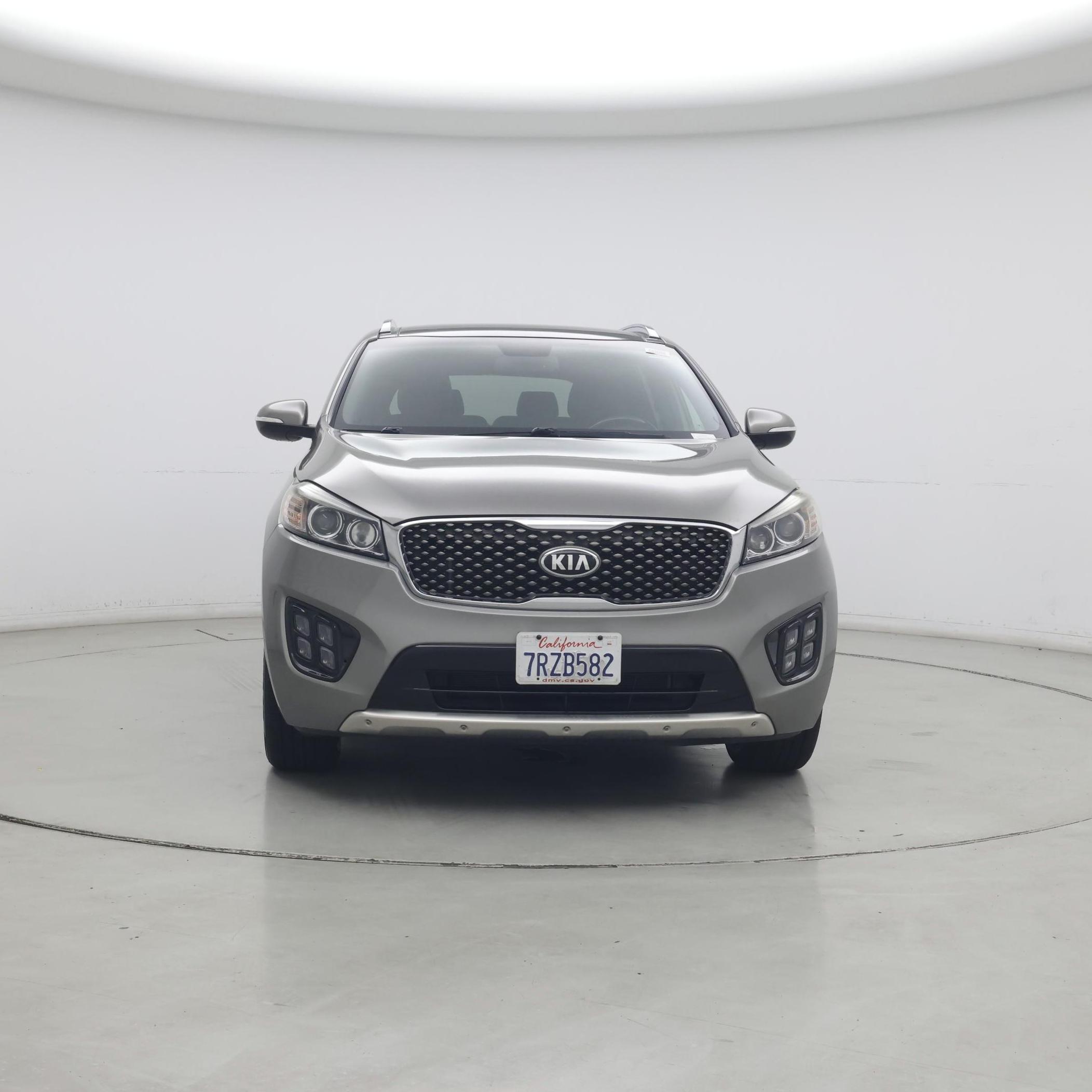 Thumbnail: 2016 Kia Sorento - 5