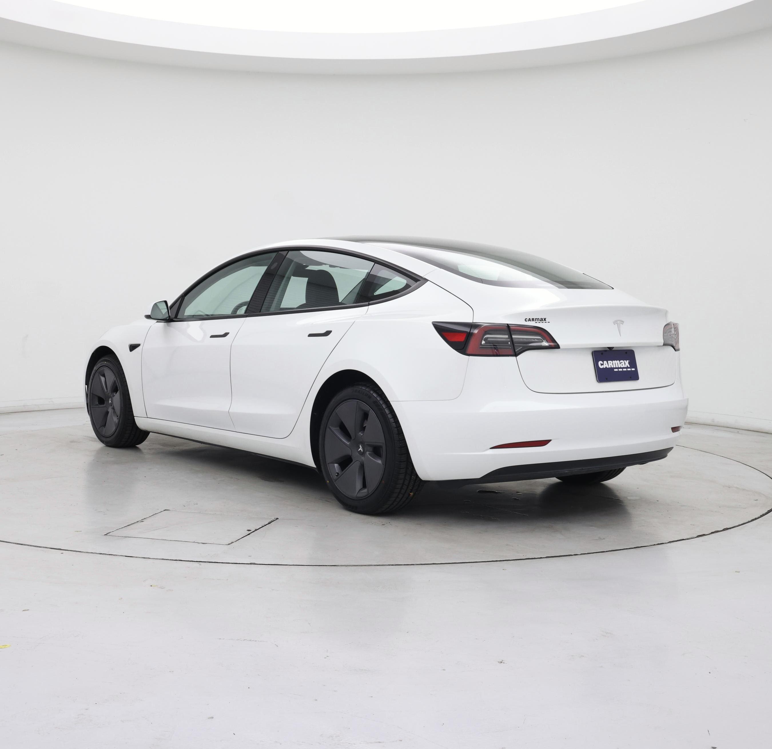 Thumbnail: 2023 Tesla Model 3 - 2