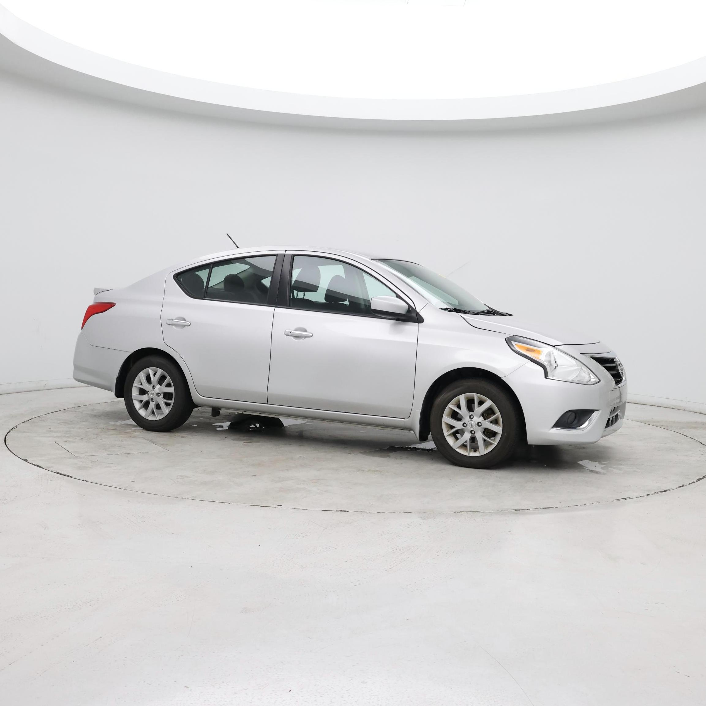 Thumbnail: 2019 Nissan Versa - 7