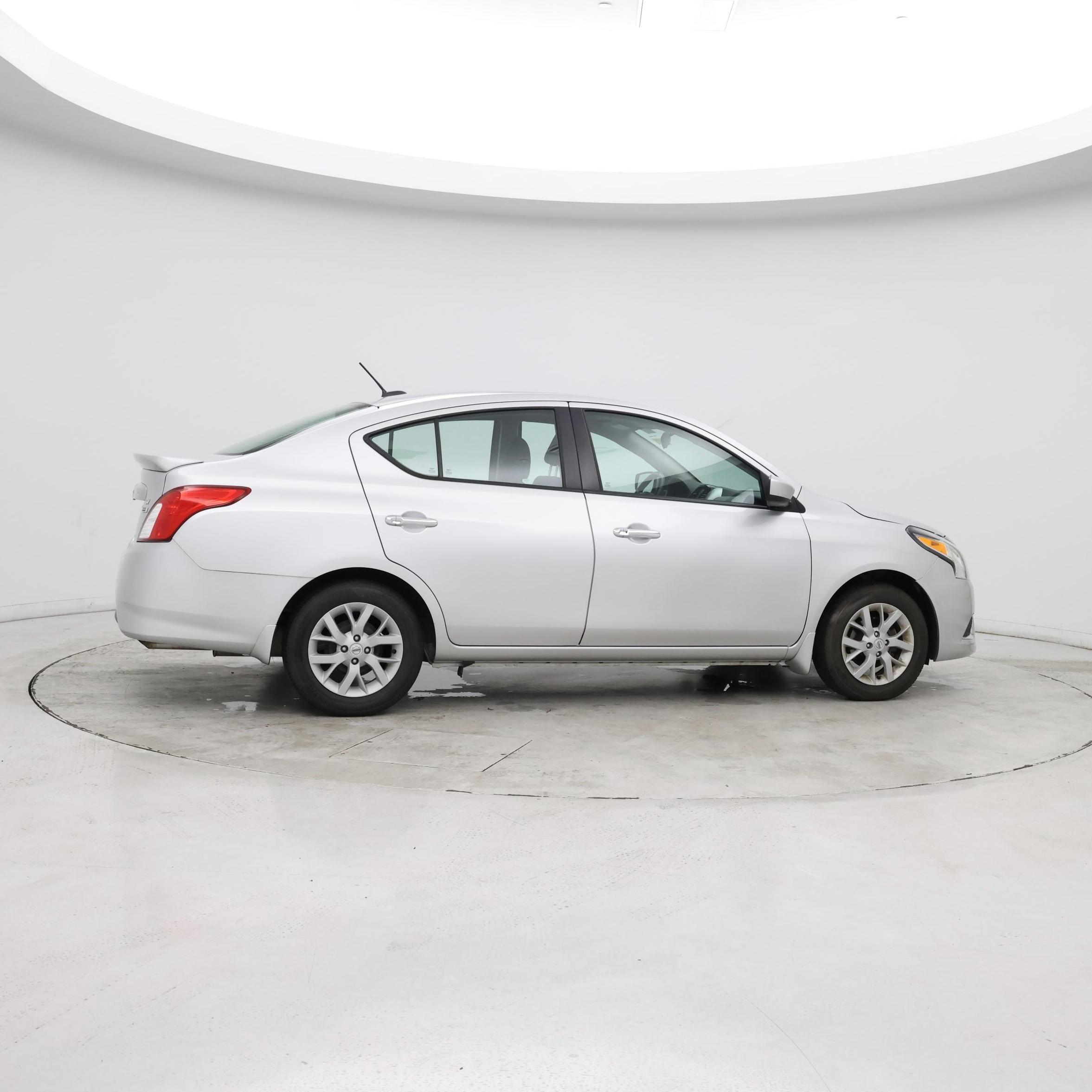 Thumbnail: 2019 Nissan Versa - 8