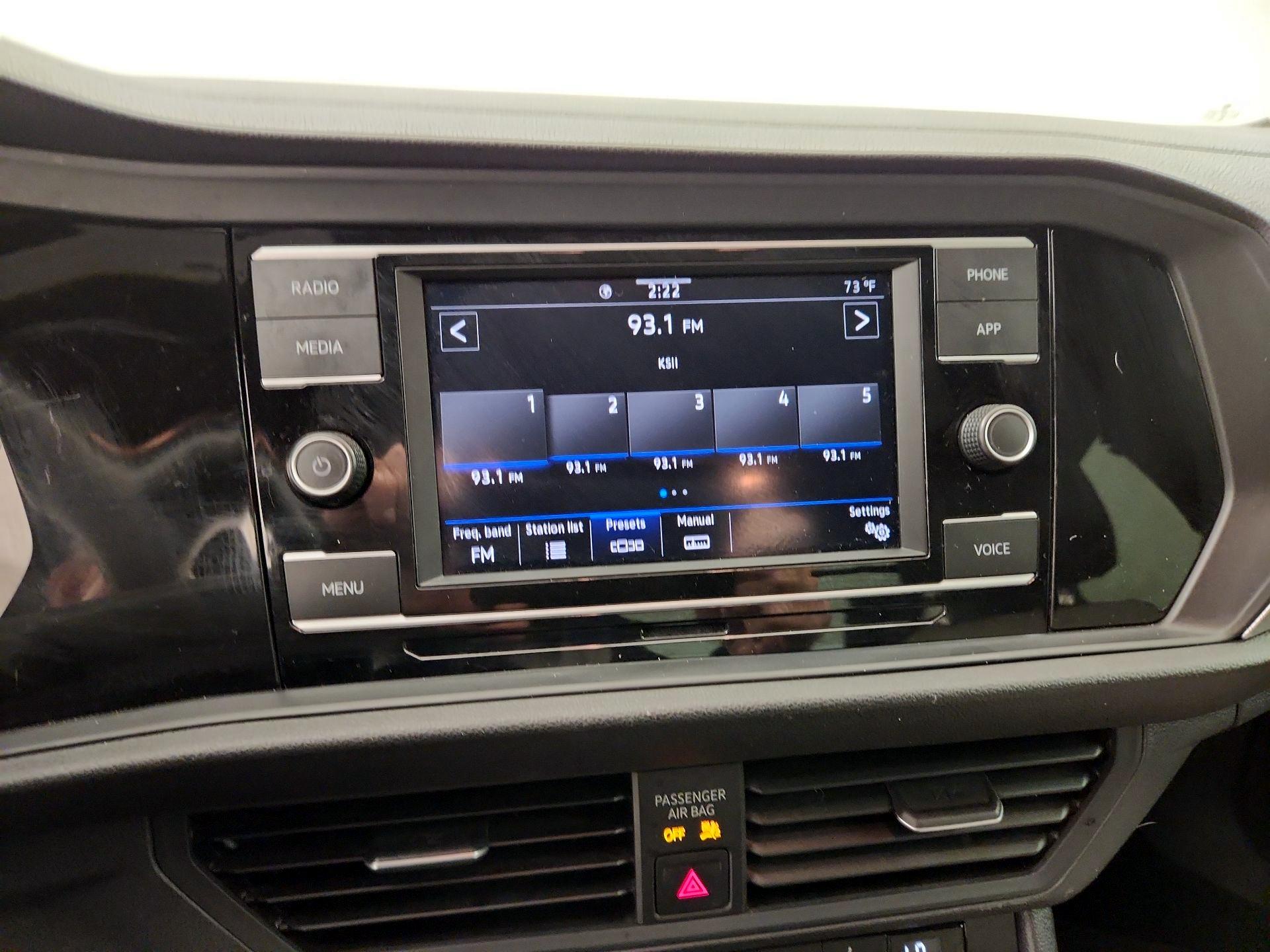 Thumbnail: 2020 Volkswagen Jetta - 15