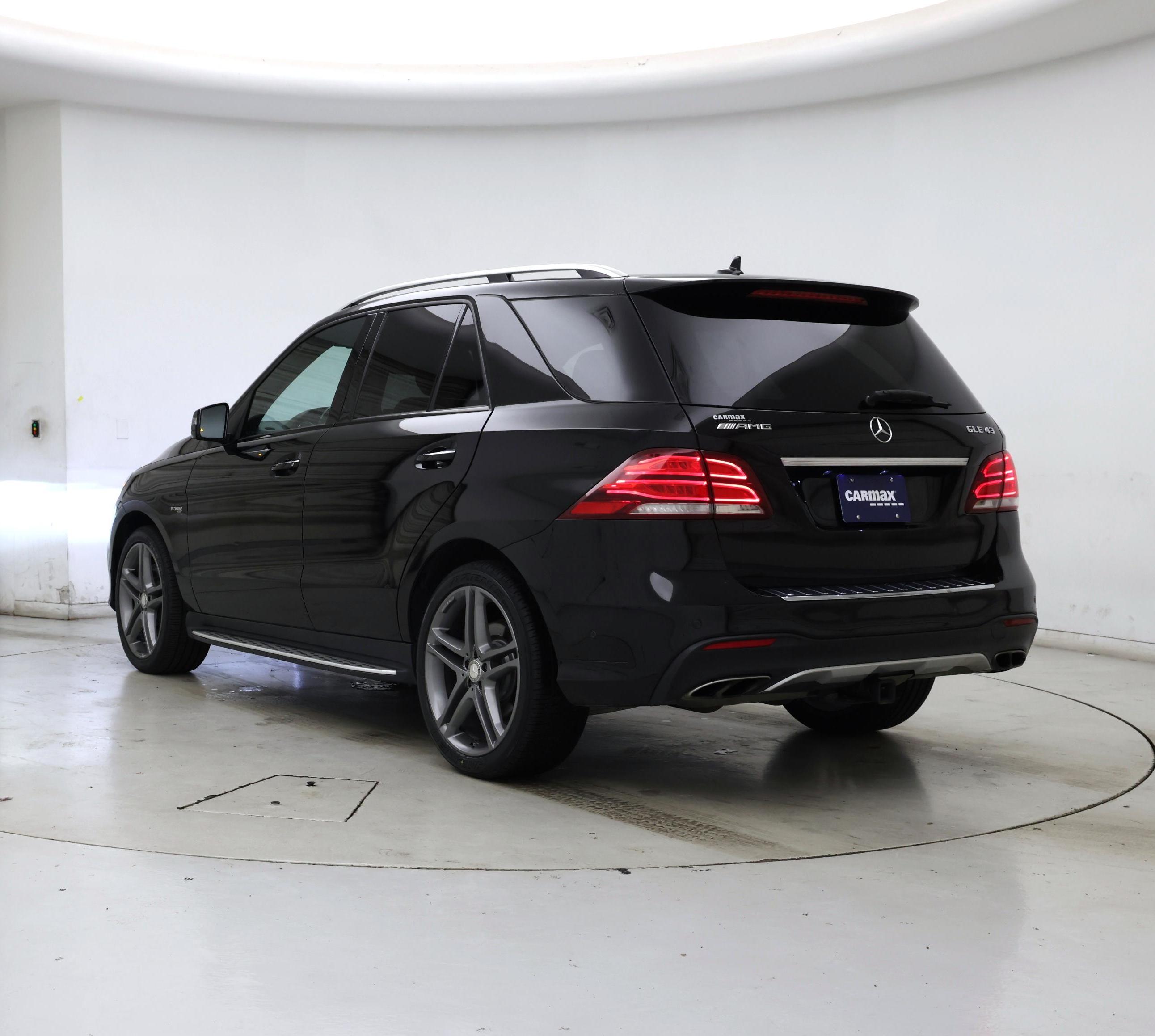 Thumbnail: 2018 Mercedes-Benz GLE - 2