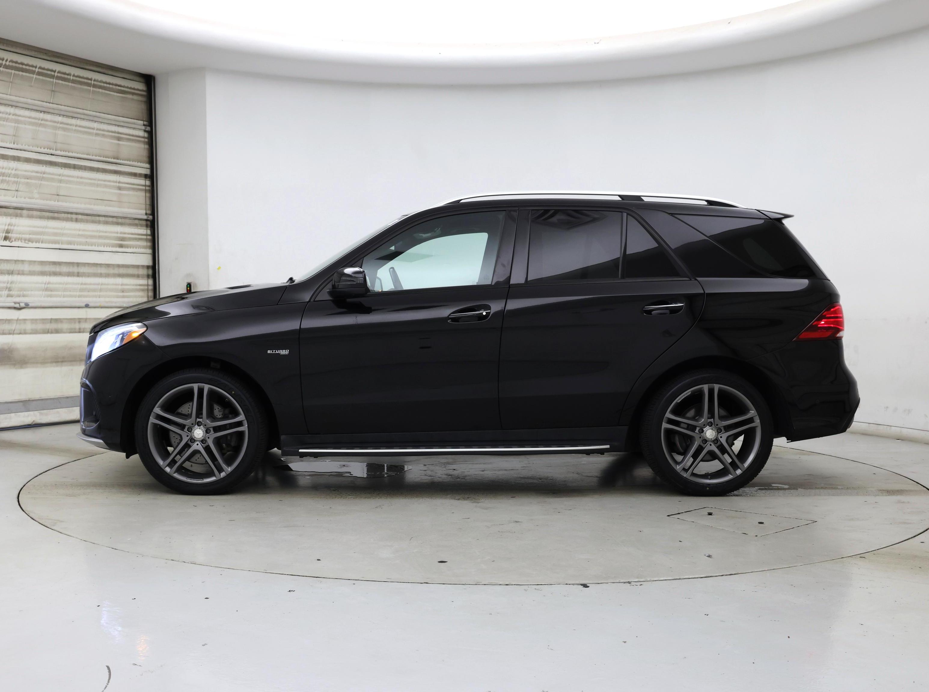 Thumbnail: 2018 Mercedes-Benz GLE - 3