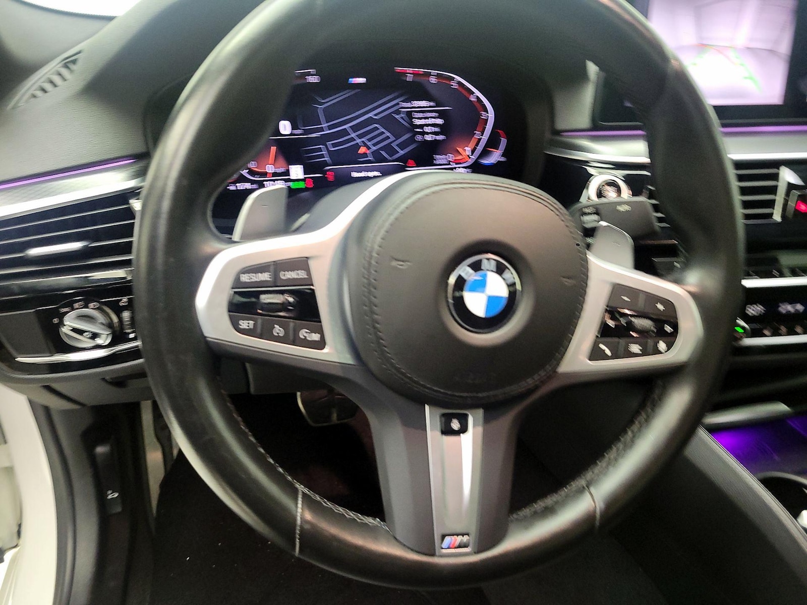 2022 BMW 5 Series 540i - Photo 11