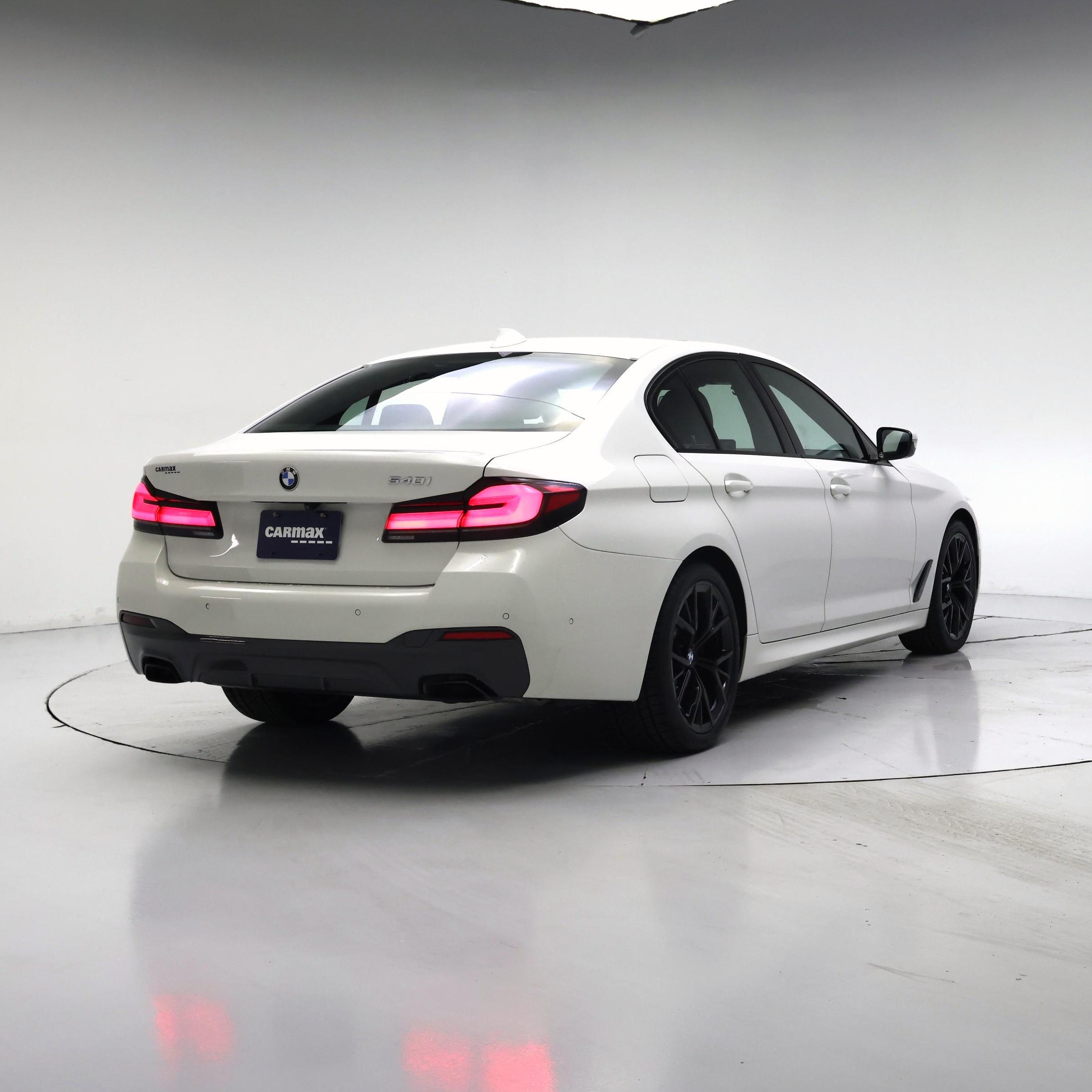 Thumbnail: 2022 BMW 5 Series - 8