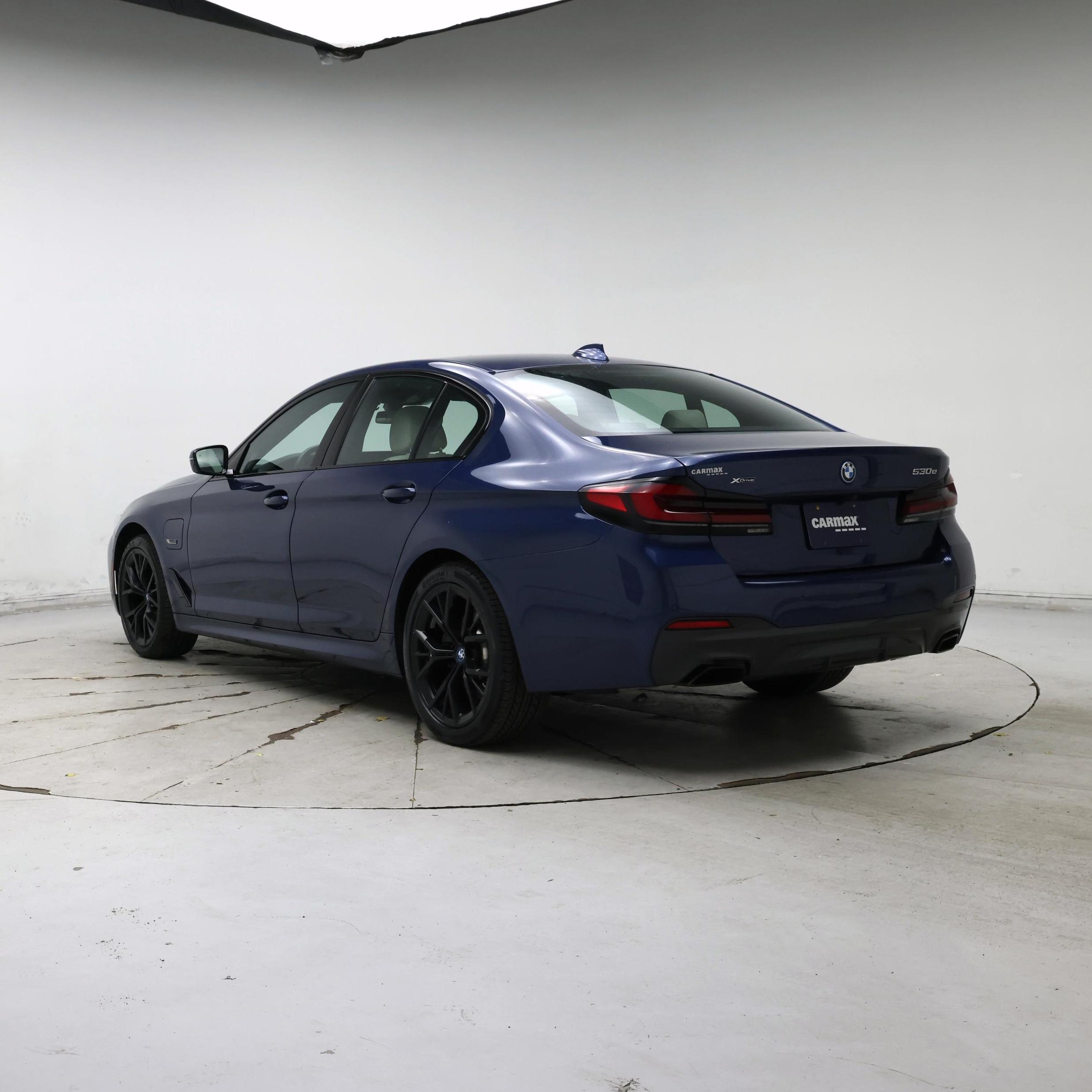 Thumbnail: 2022 BMW 5 Series - 2