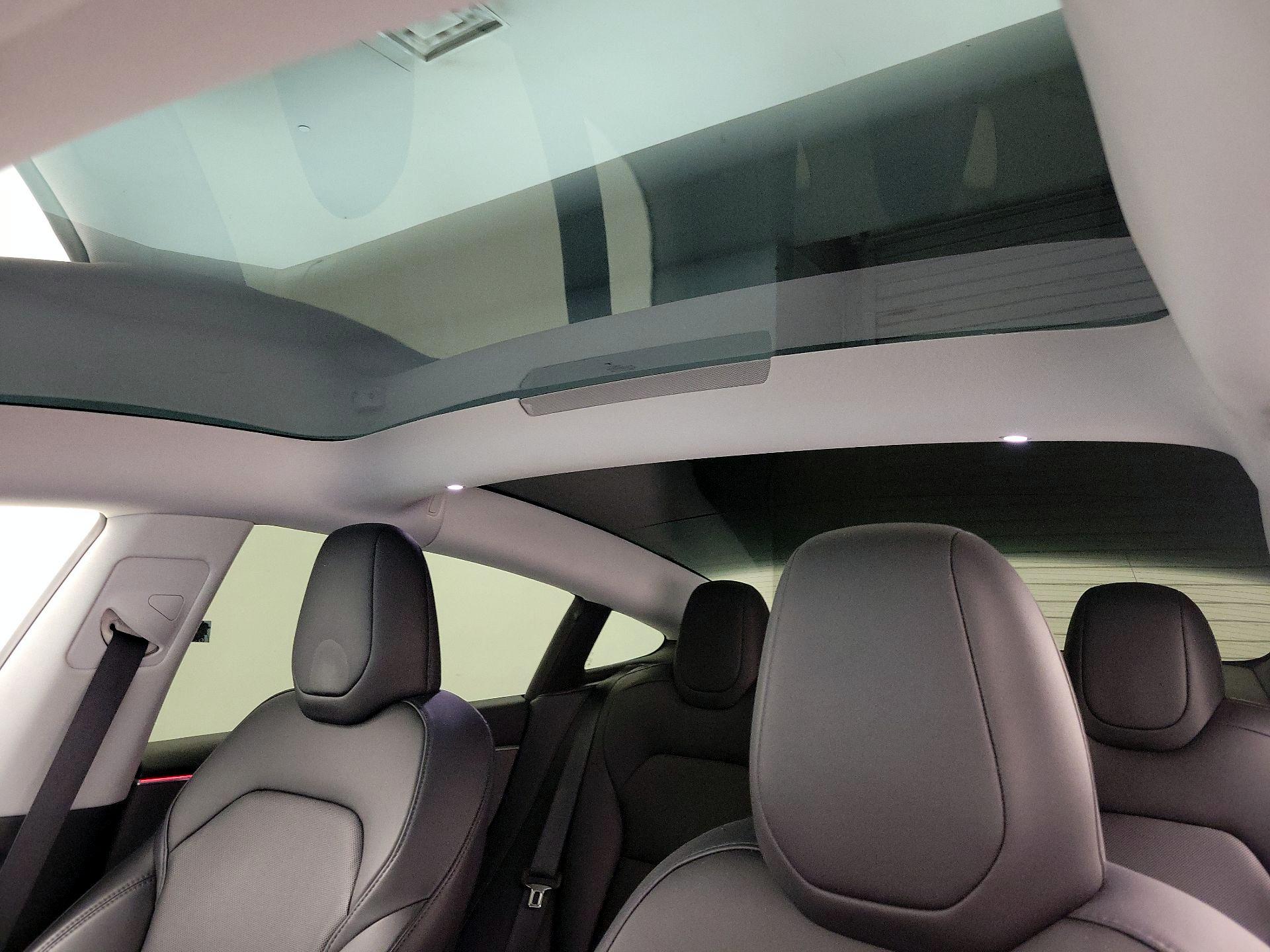 Thumbnail: 2024 Tesla Model 3 - 18