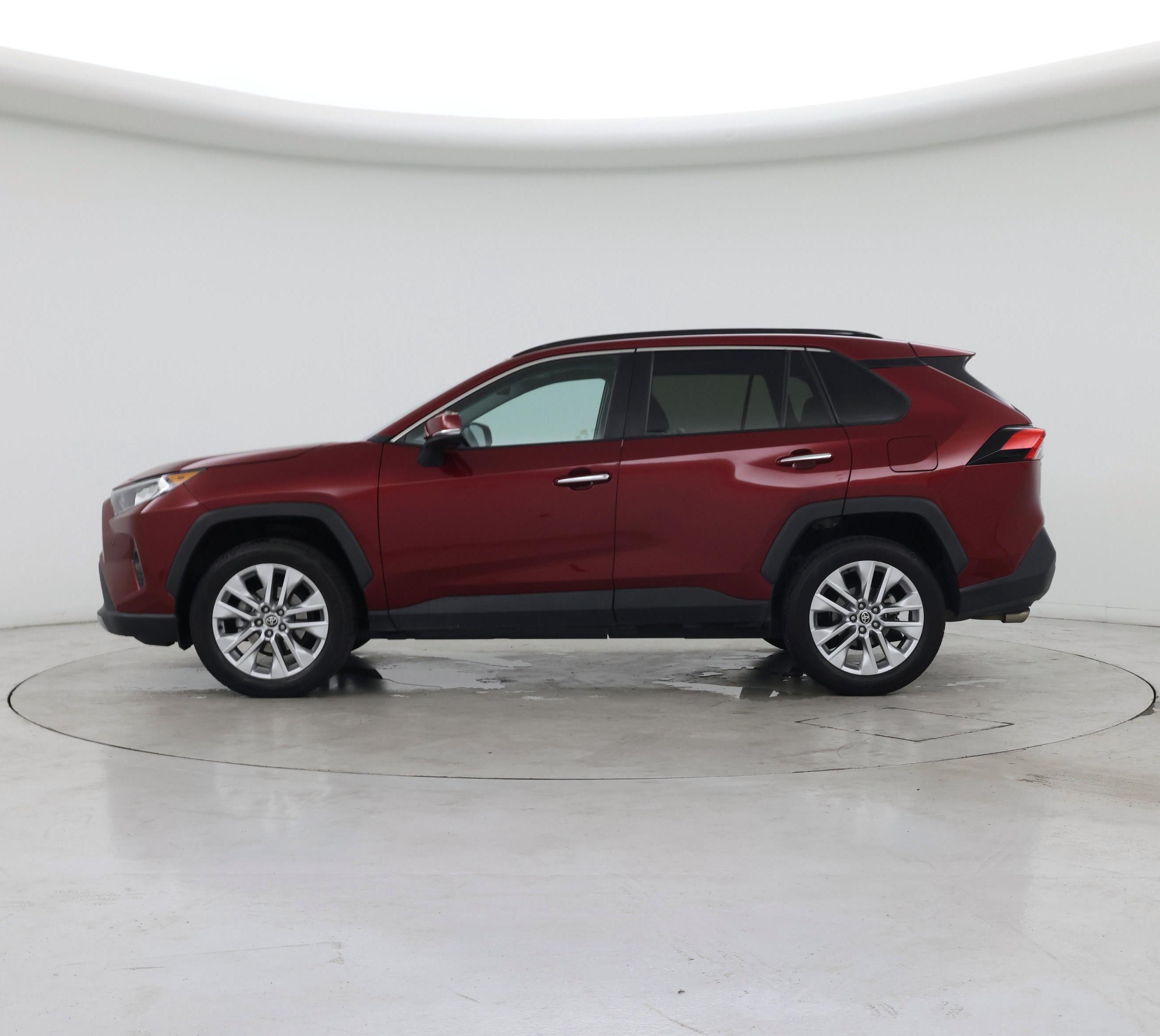 Thumbnail: 2021 Toyota RAV4 - 3
