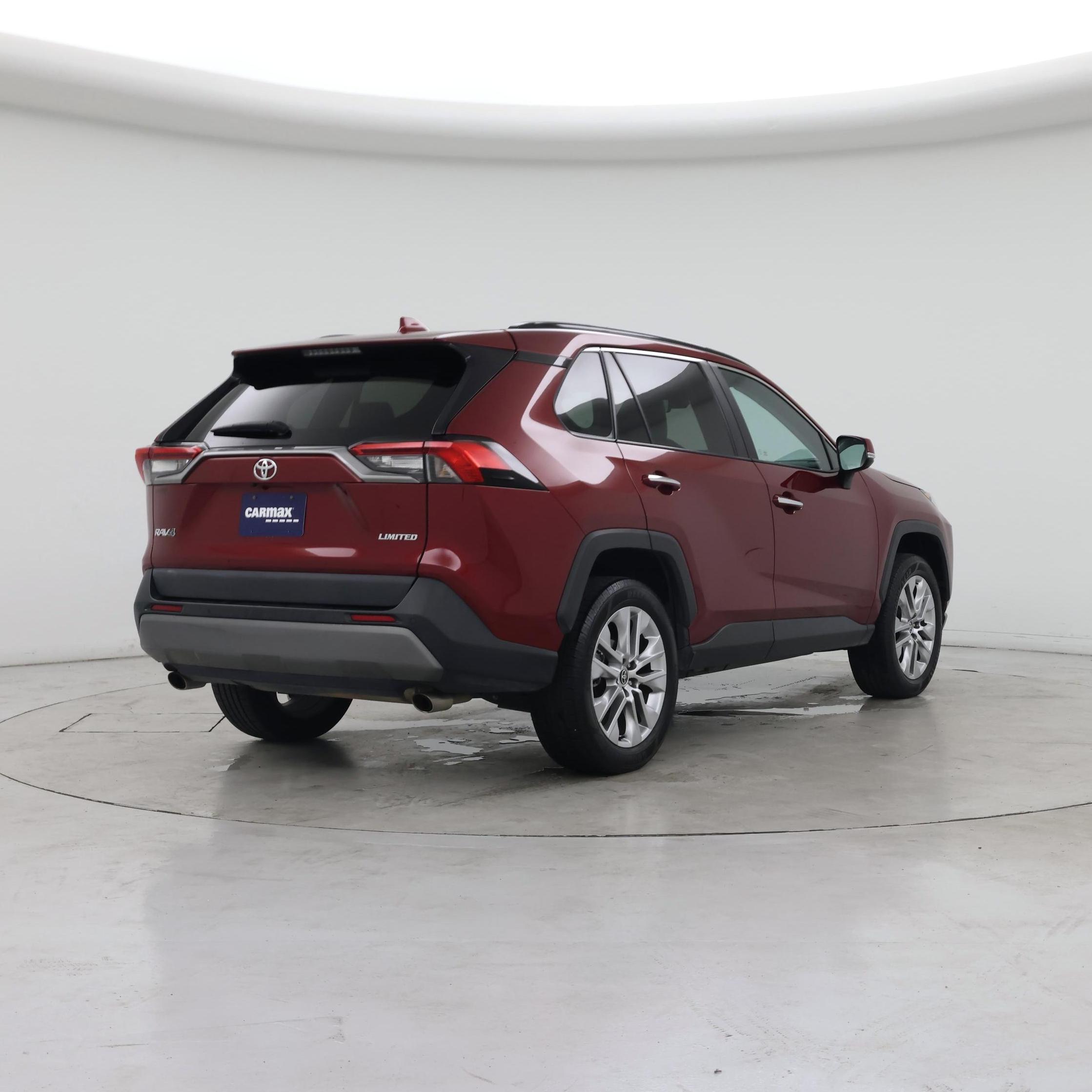 Thumbnail: 2021 Toyota RAV4 - 8