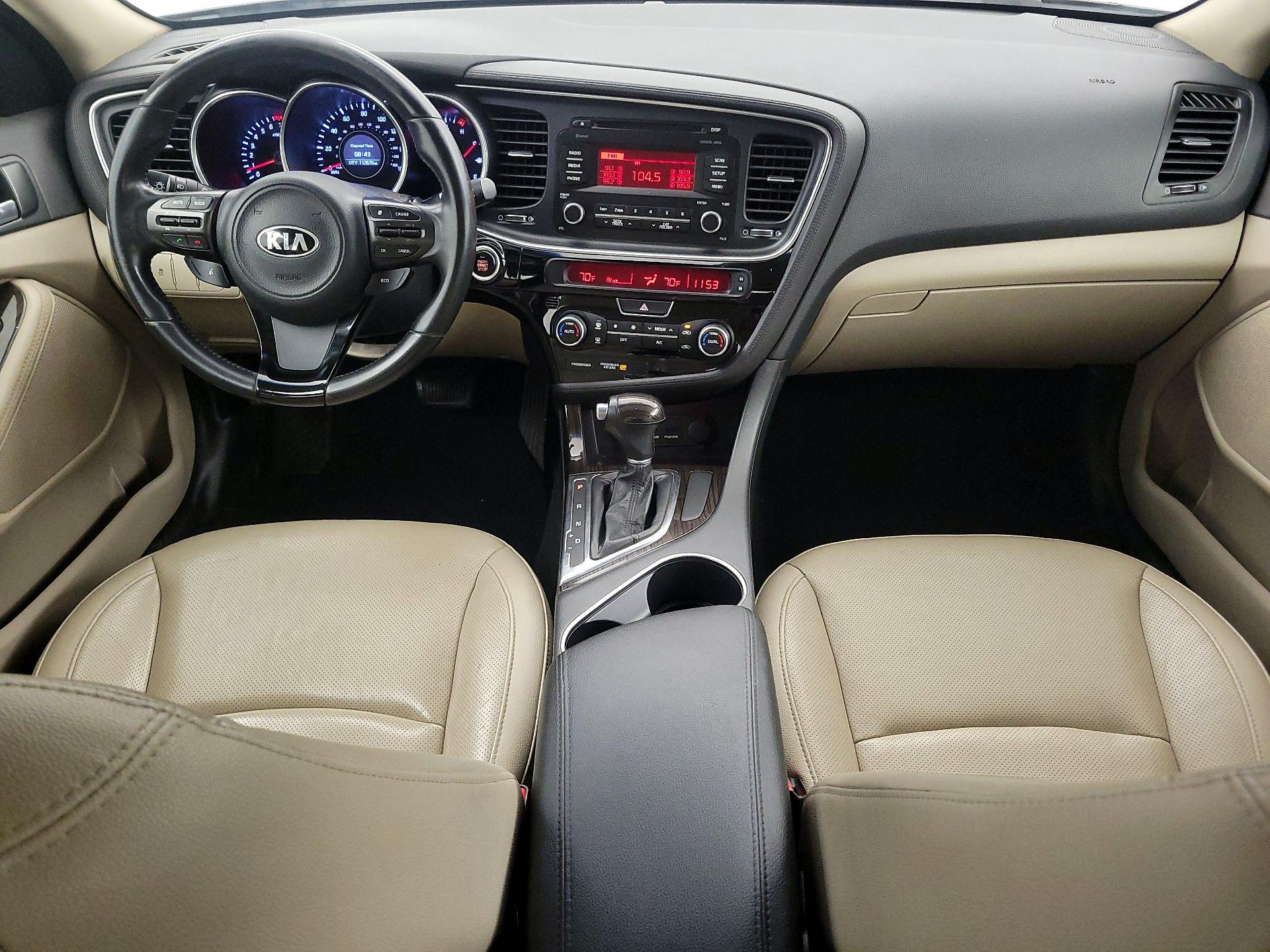 Thumbnail: 2015 Kia Optima - 9