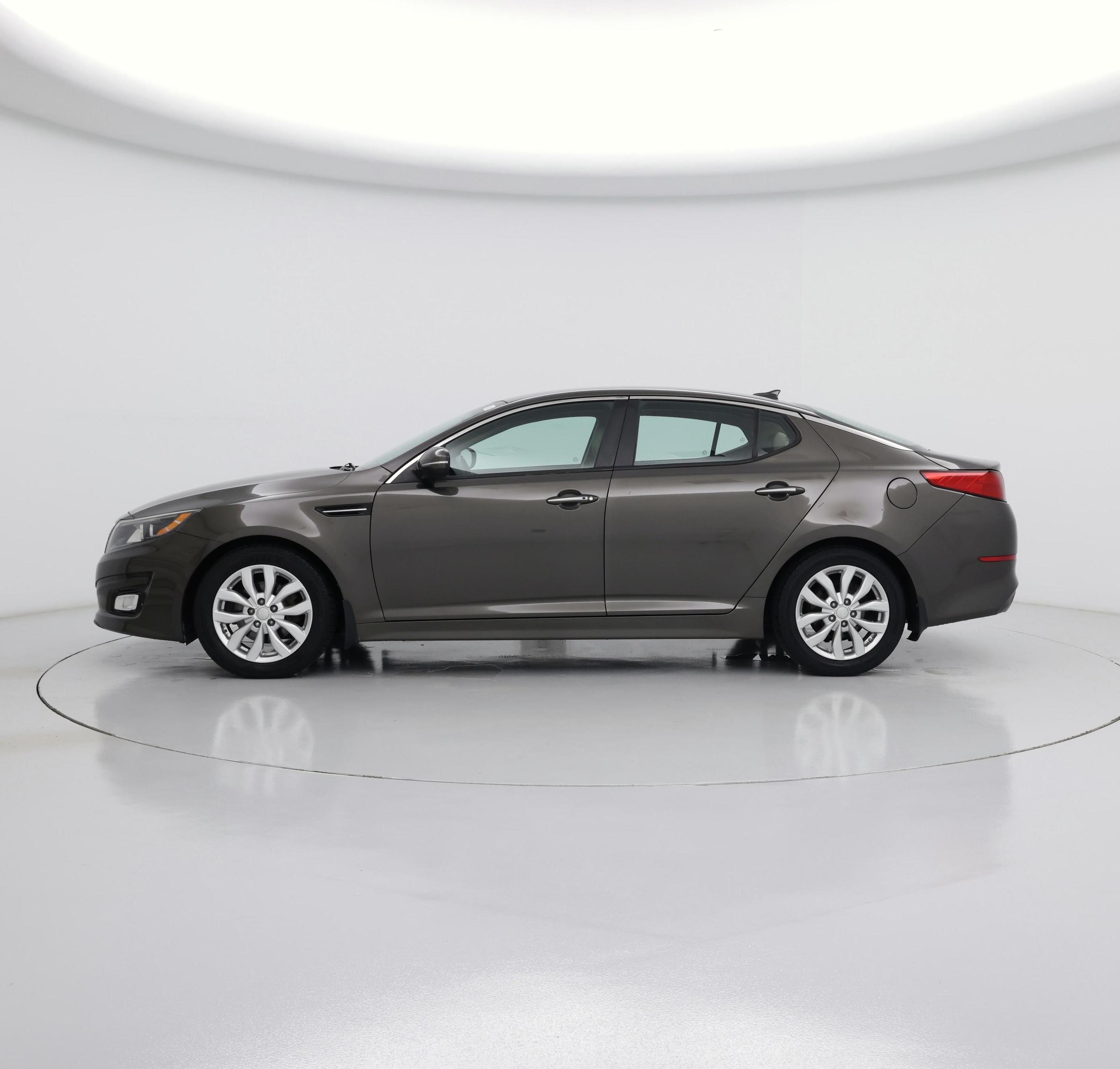 Thumbnail: 2015 Kia Optima - 3