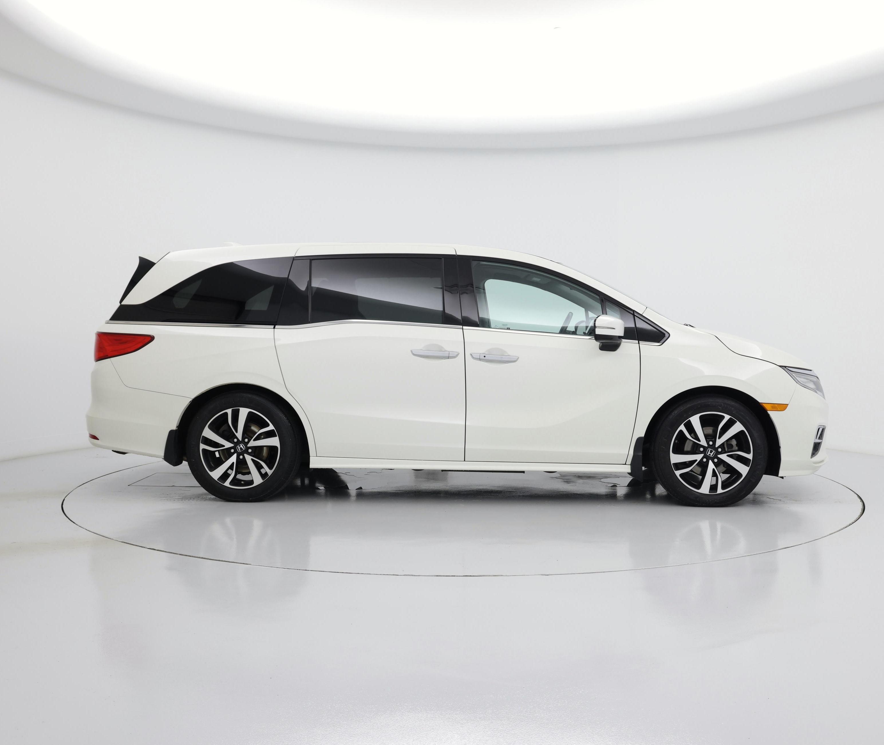Thumbnail: 2018 Honda Odyssey - 7