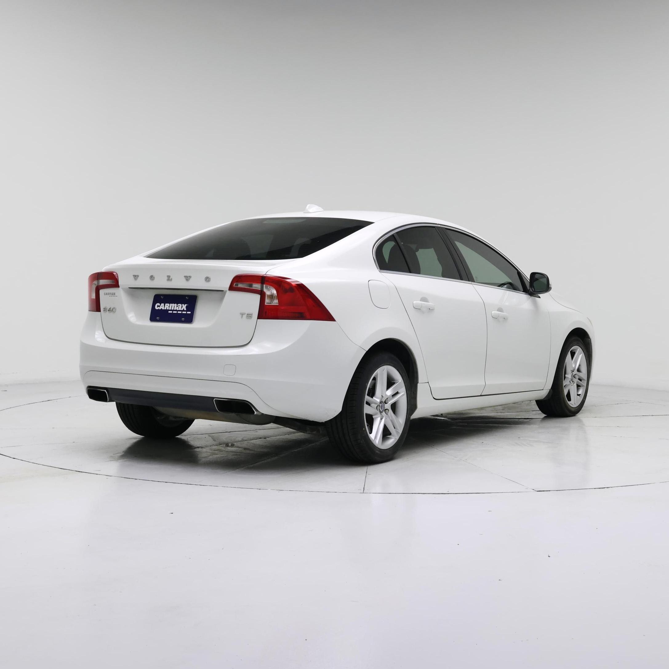 Thumbnail: 2015 Volvo S60 - 8