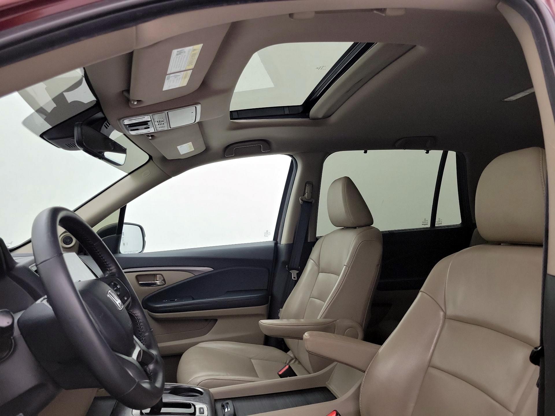 Thumbnail: 2020 Honda Pilot - 19